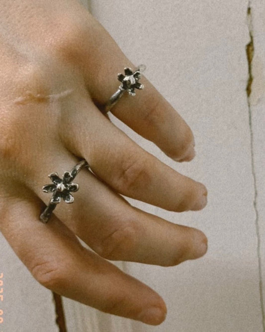 RYHN, Small Wildflower Silver Ring