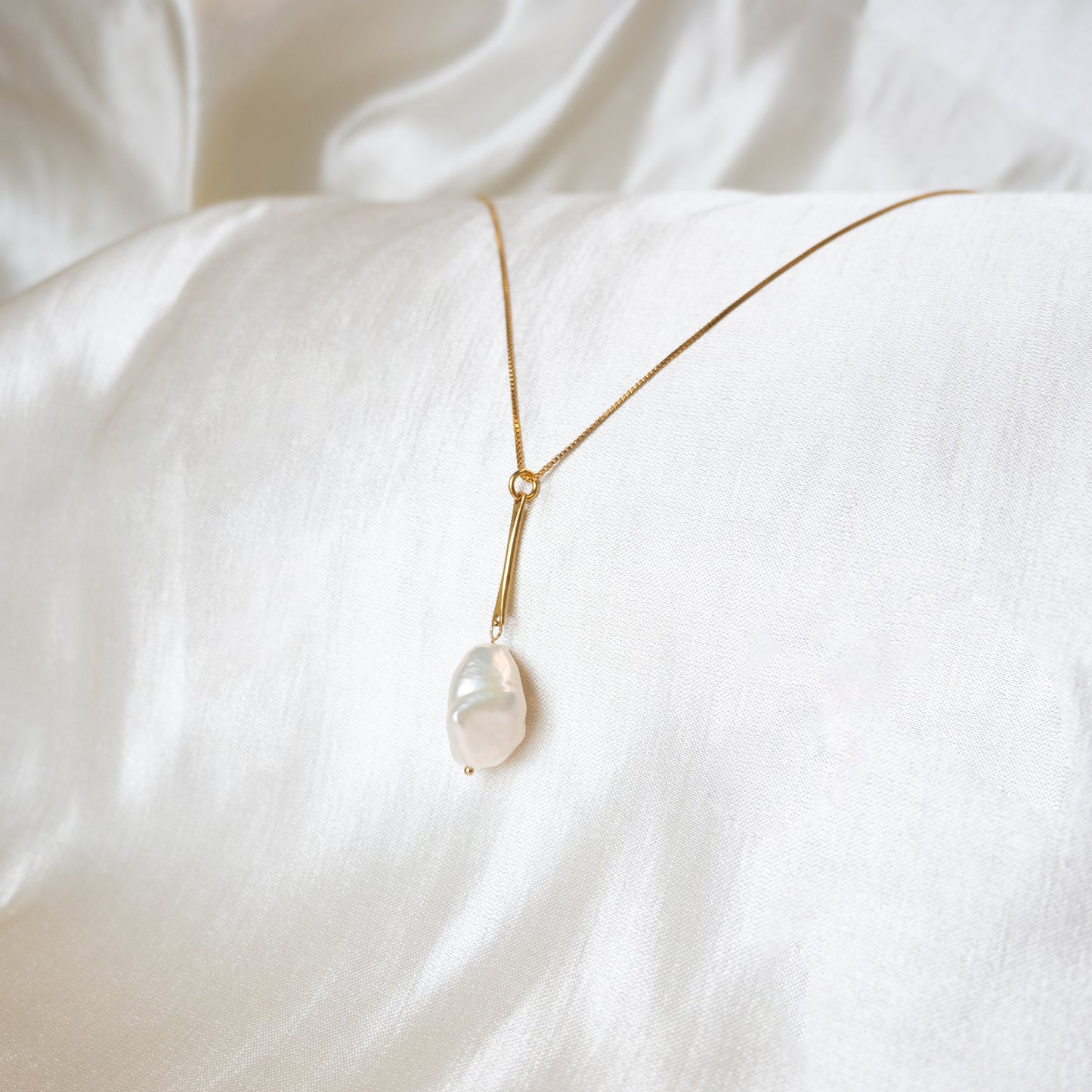 Brenda Wong, Lila Necklace