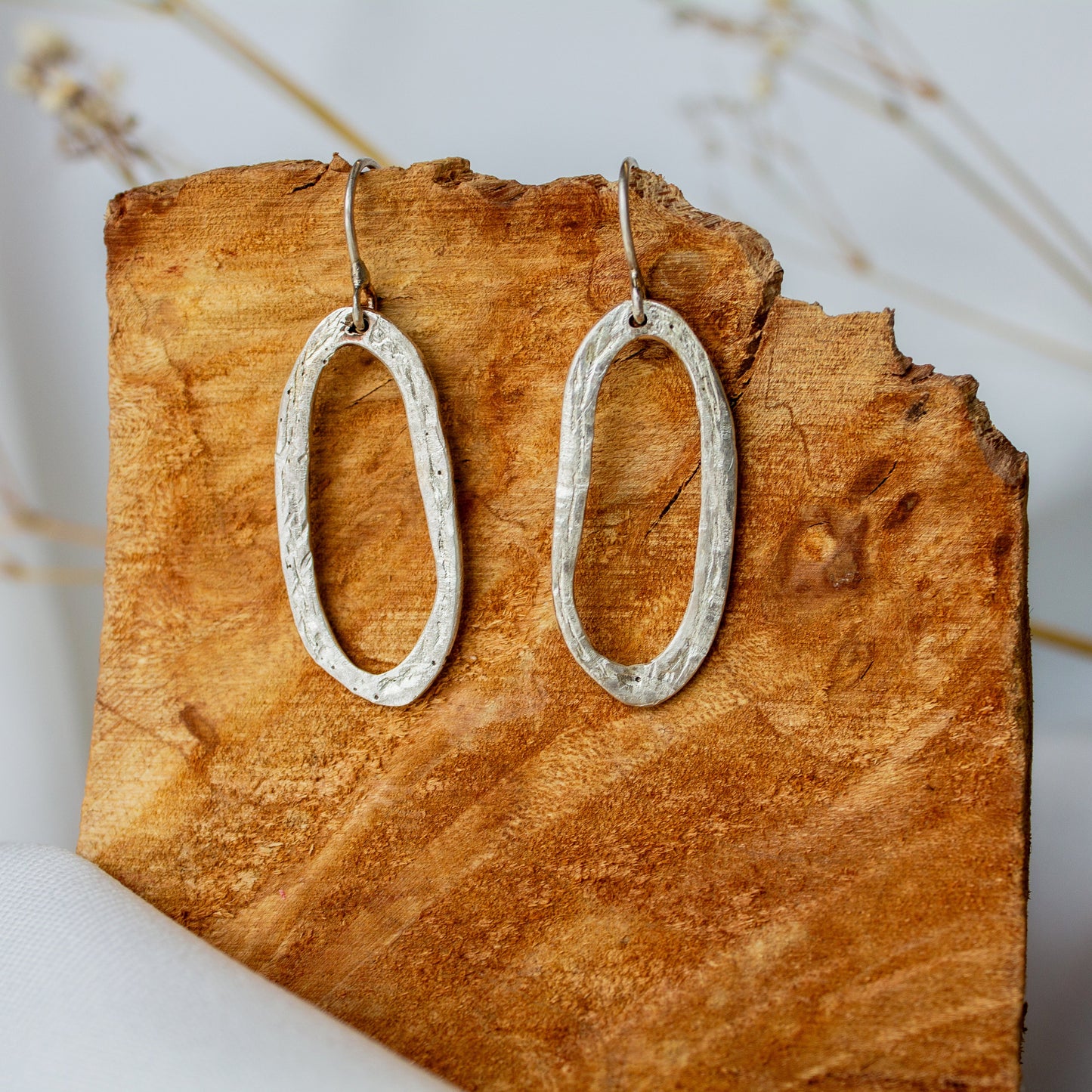 Galili Ellis, Hammered Thin Oval Closed Shape Earrings