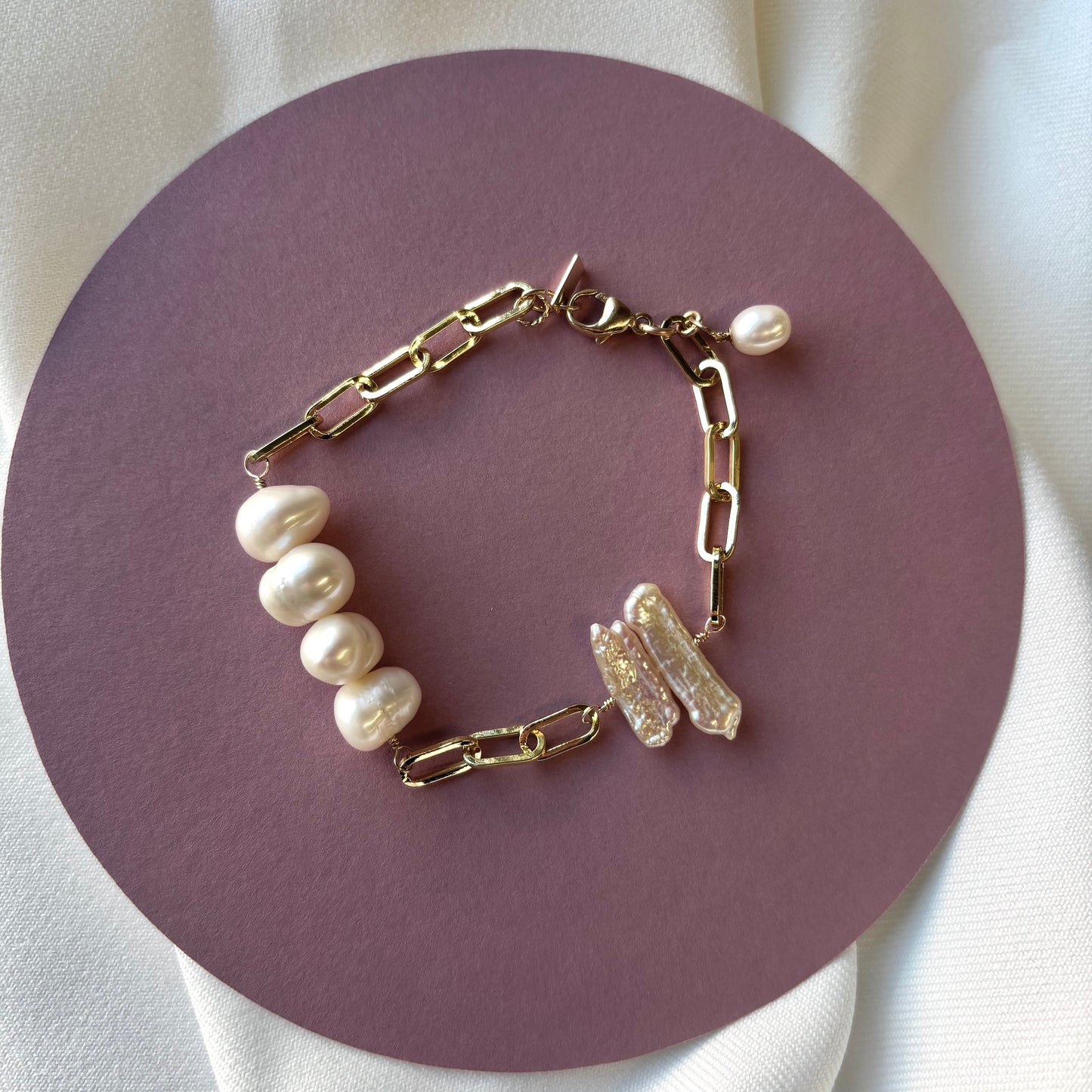 Hailey Jane, Chunky Asymmetrical Pearl Bracelet