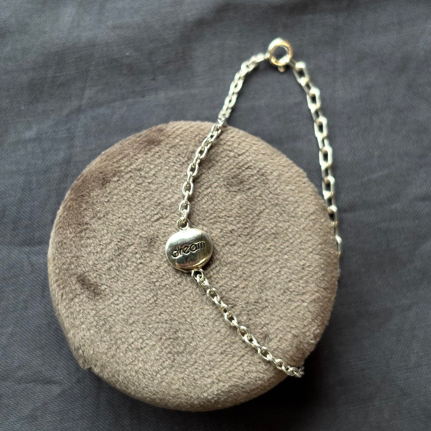 Kathryn Rebecca, Medium Skipping Stone Bracelet