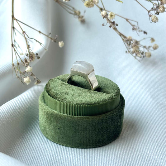 Galili Ellis, Moonstone Raised Silver Ring
