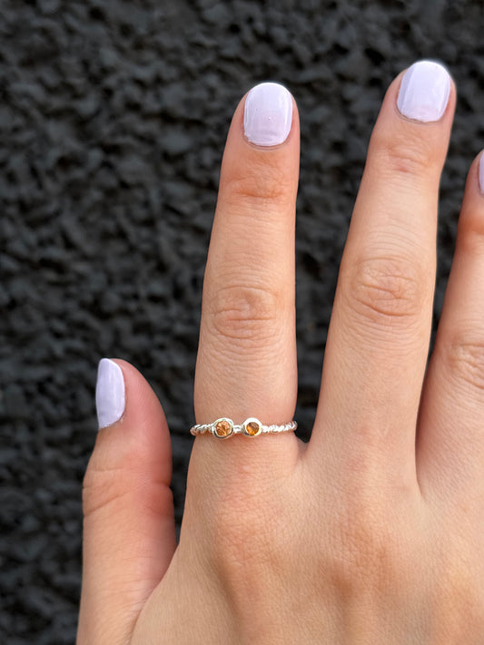 Out Designs, Orange Sapphire Twist Ring