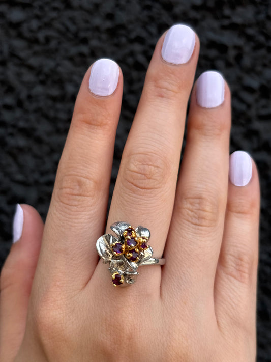 Out Designs, Garnet Flowers Ring