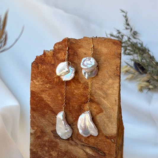 Hailey Jane, Petal Pearl Earrings