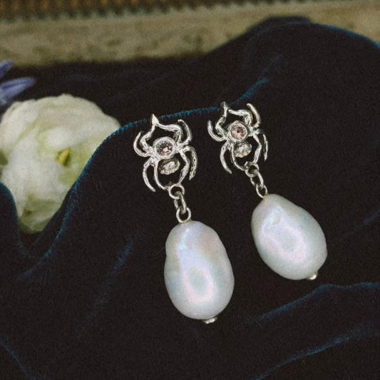 RYHN, Aranea Spider Pearl Earrings