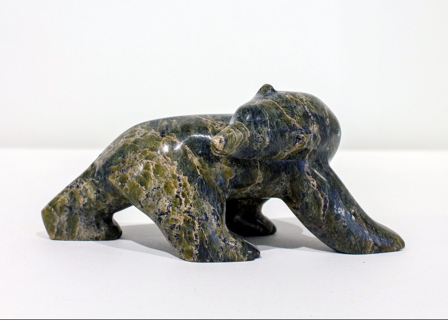 Allan Shiutapik, Bear Looking Back