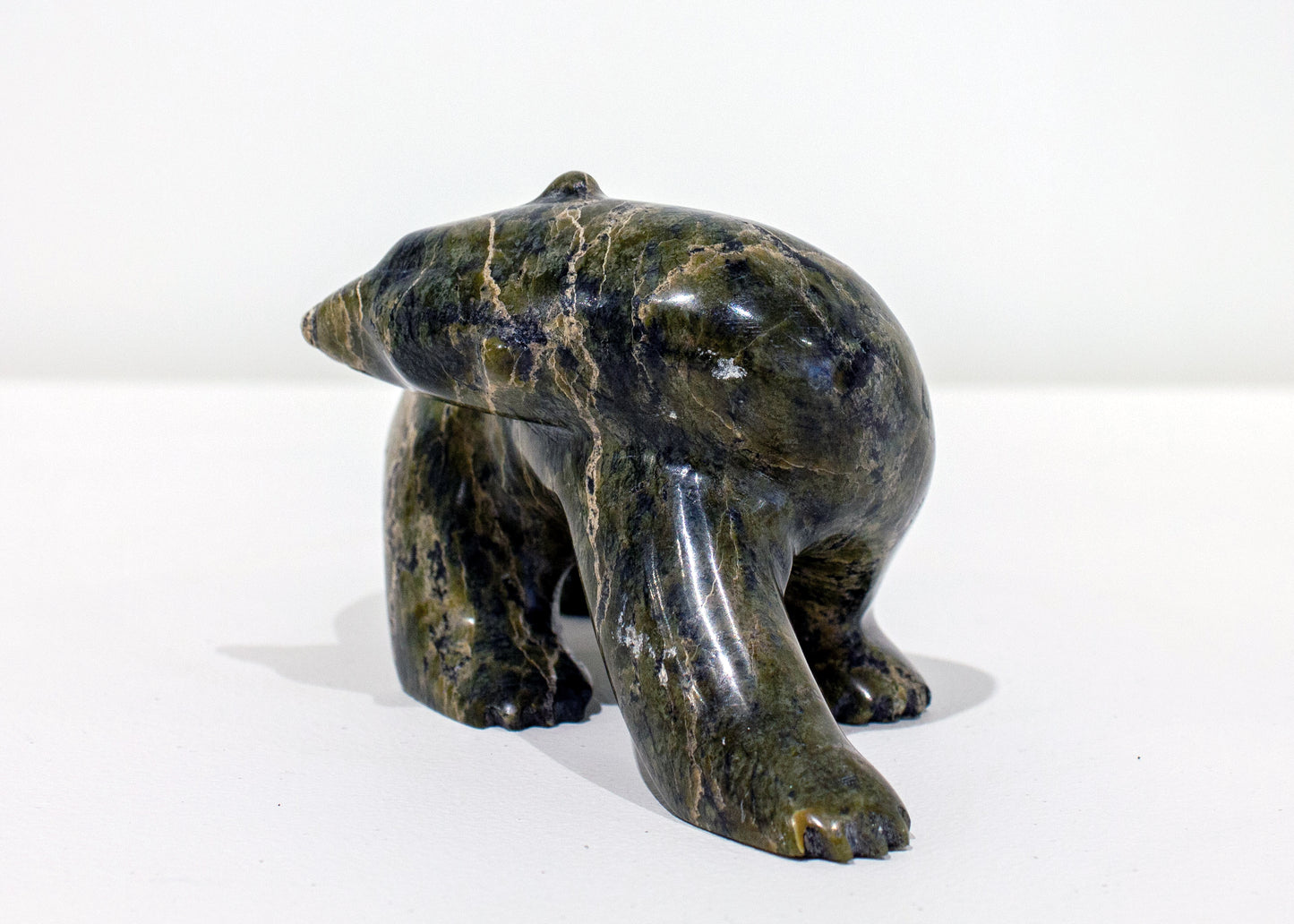 Allan Shiutapik, Bear Looking Back