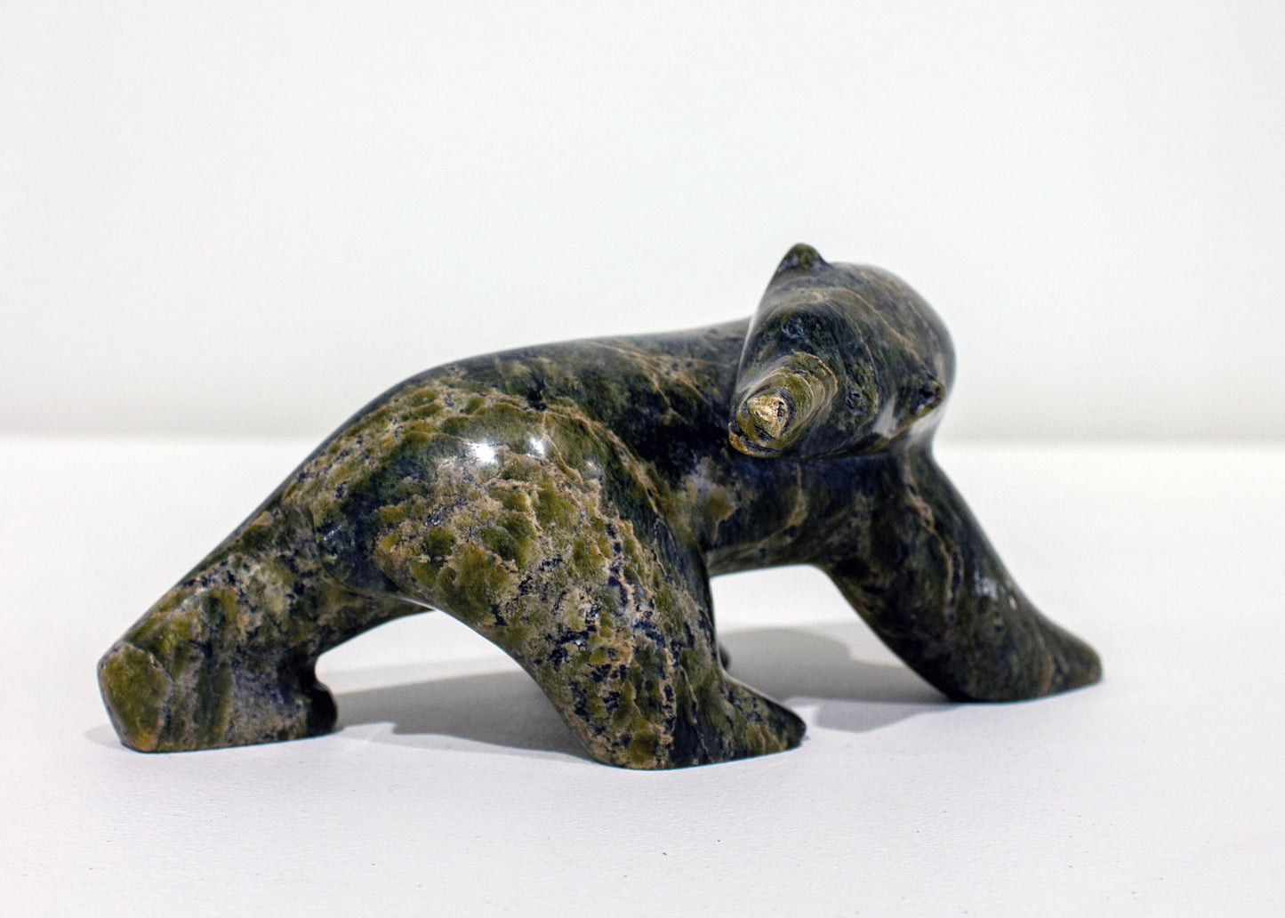 Allan Shiutapik, Bear Looking Back