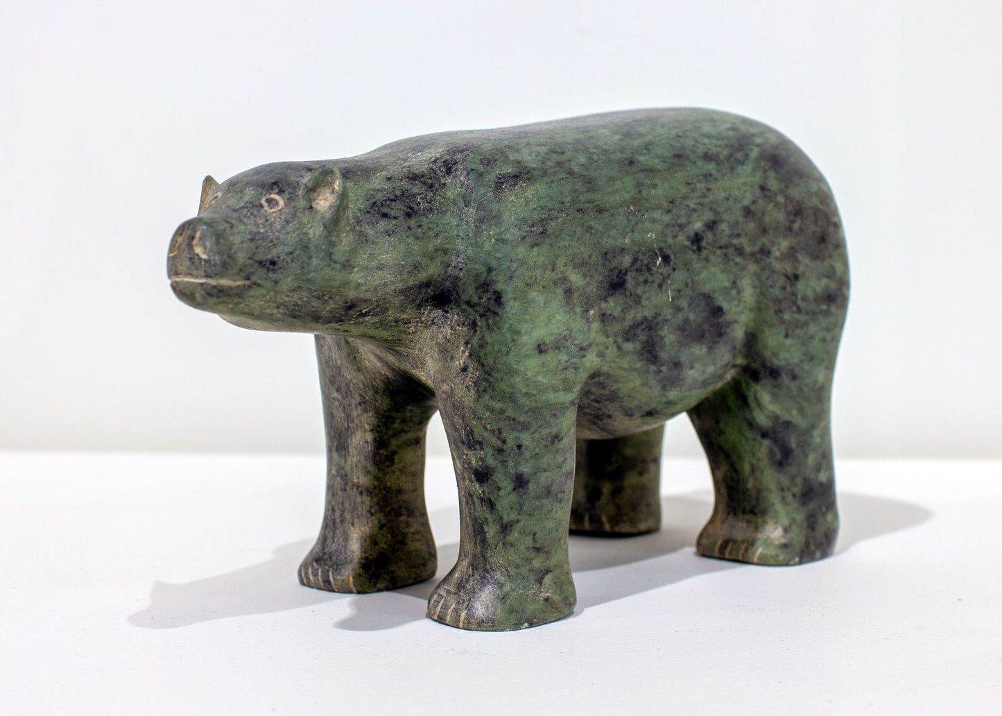Solomonie Tigullaruq, Standing Bear