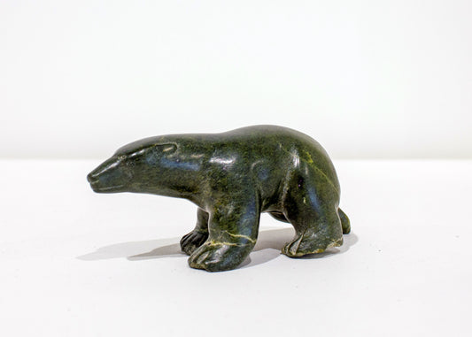 Munamee Shaqu, Traversing Bear