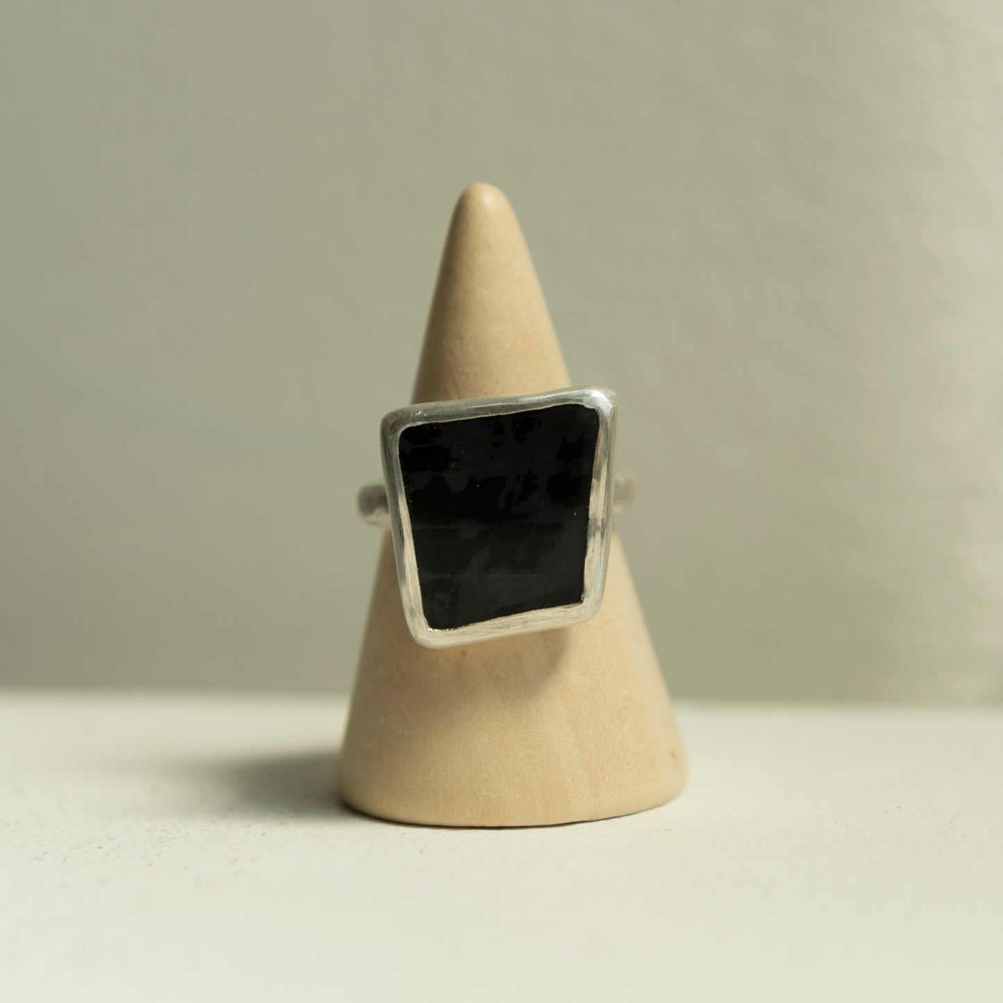 Galili Ellis, Black Onyx Ring