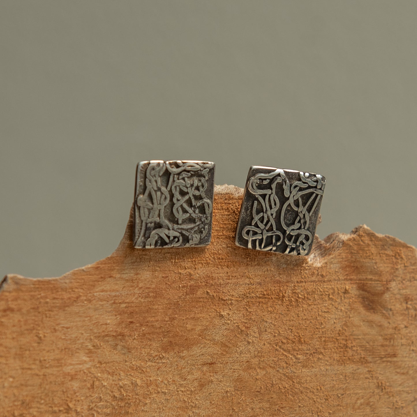 Galili Ellis, Weaved Silver Stud