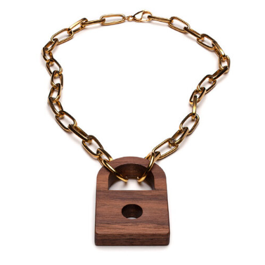 LOUVE, The Locket Necklace
