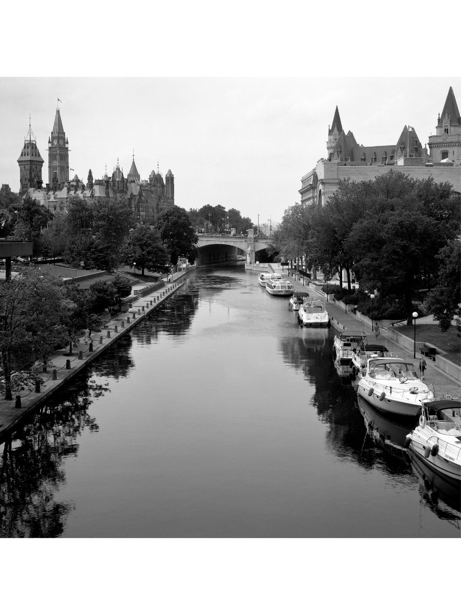Jordan Craig, Boats by Canal