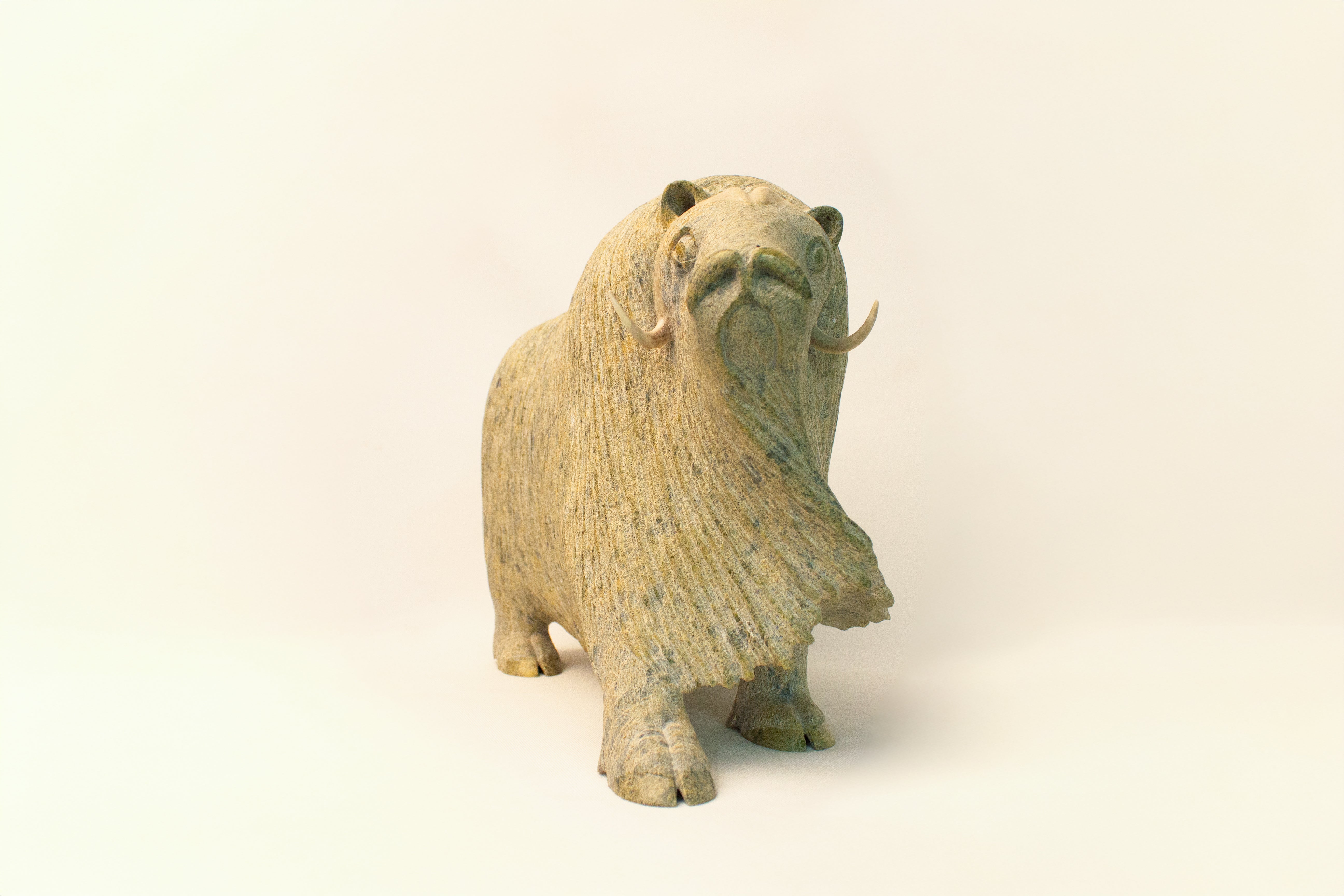Muskox, Lucassie Ikkidluak (Inuit, Kimmirut)-3