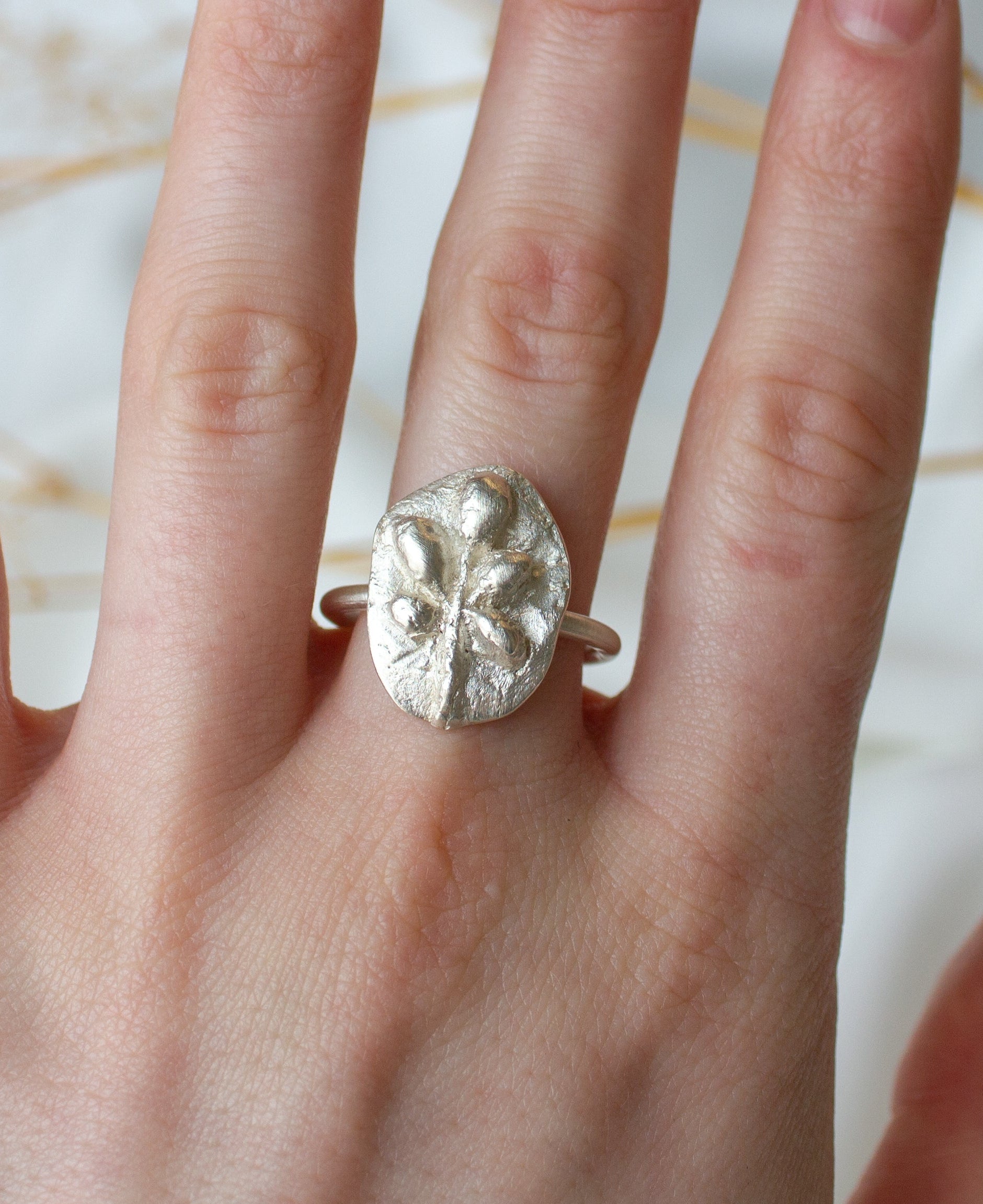 Andrea Mueller, Floral Quintet Cameo Ring