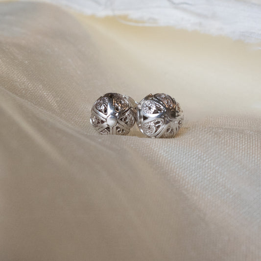 Alexandra Temple, Silver Filigree Ball Earrings