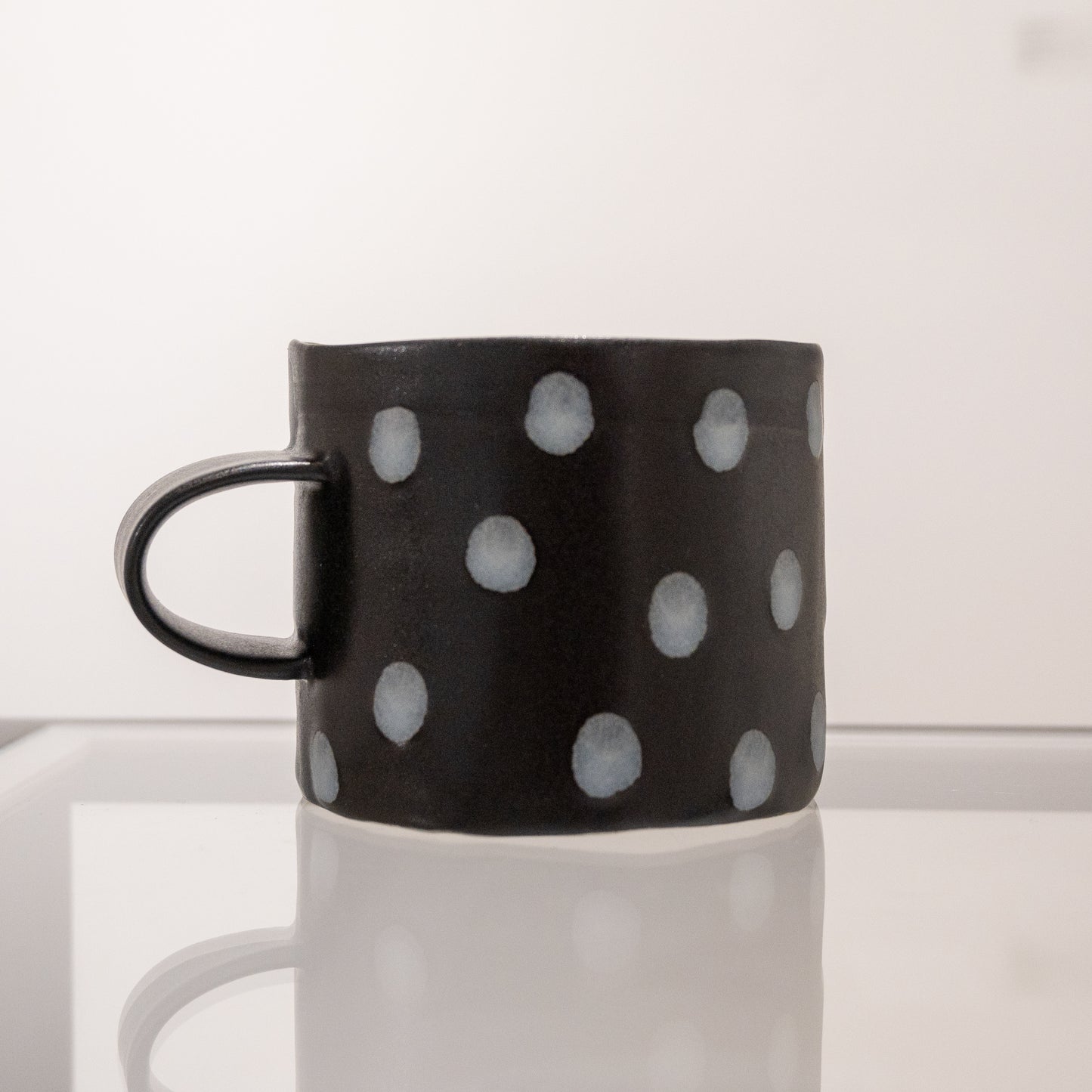 Jennifer Graham, Mugs