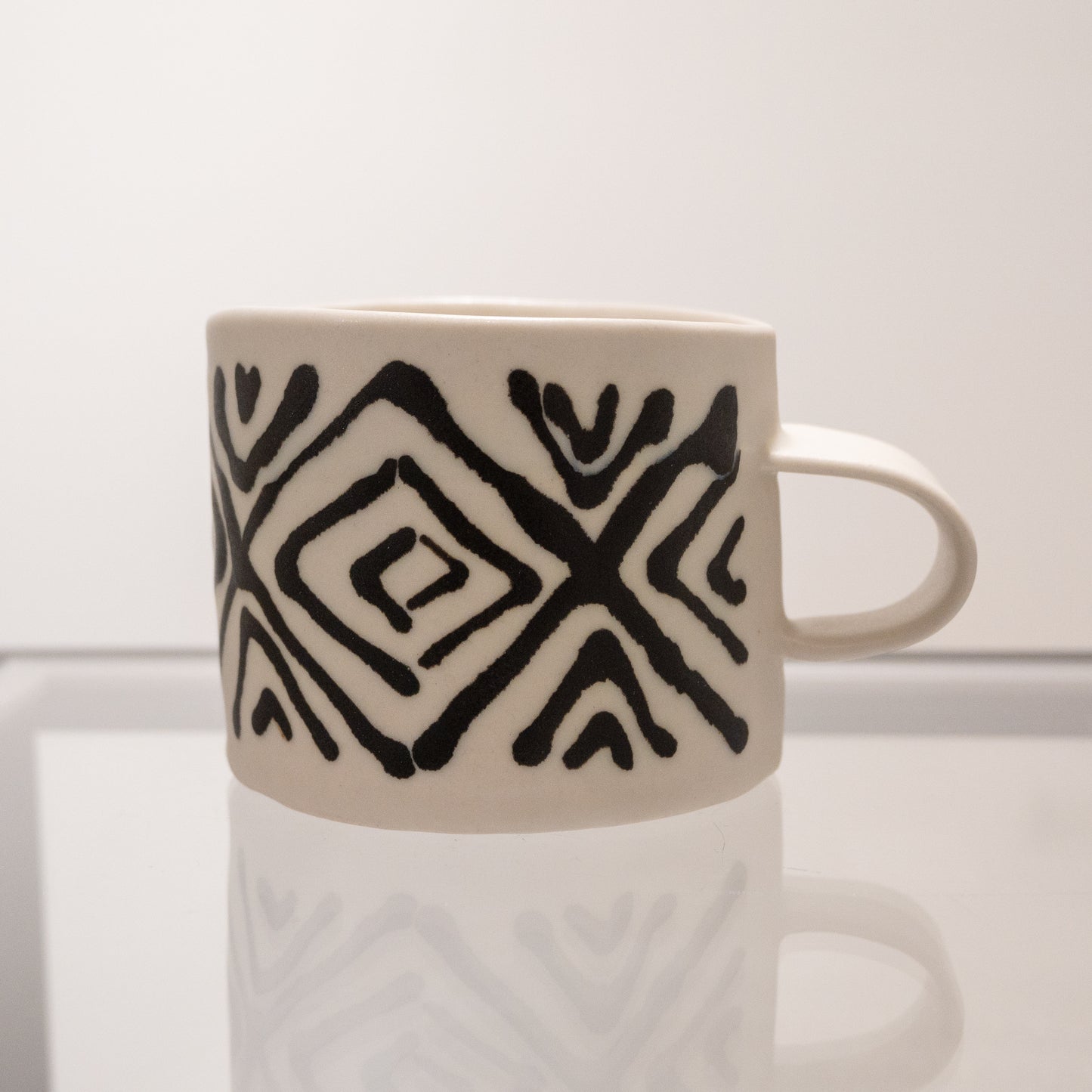 Jennifer Graham, Mugs