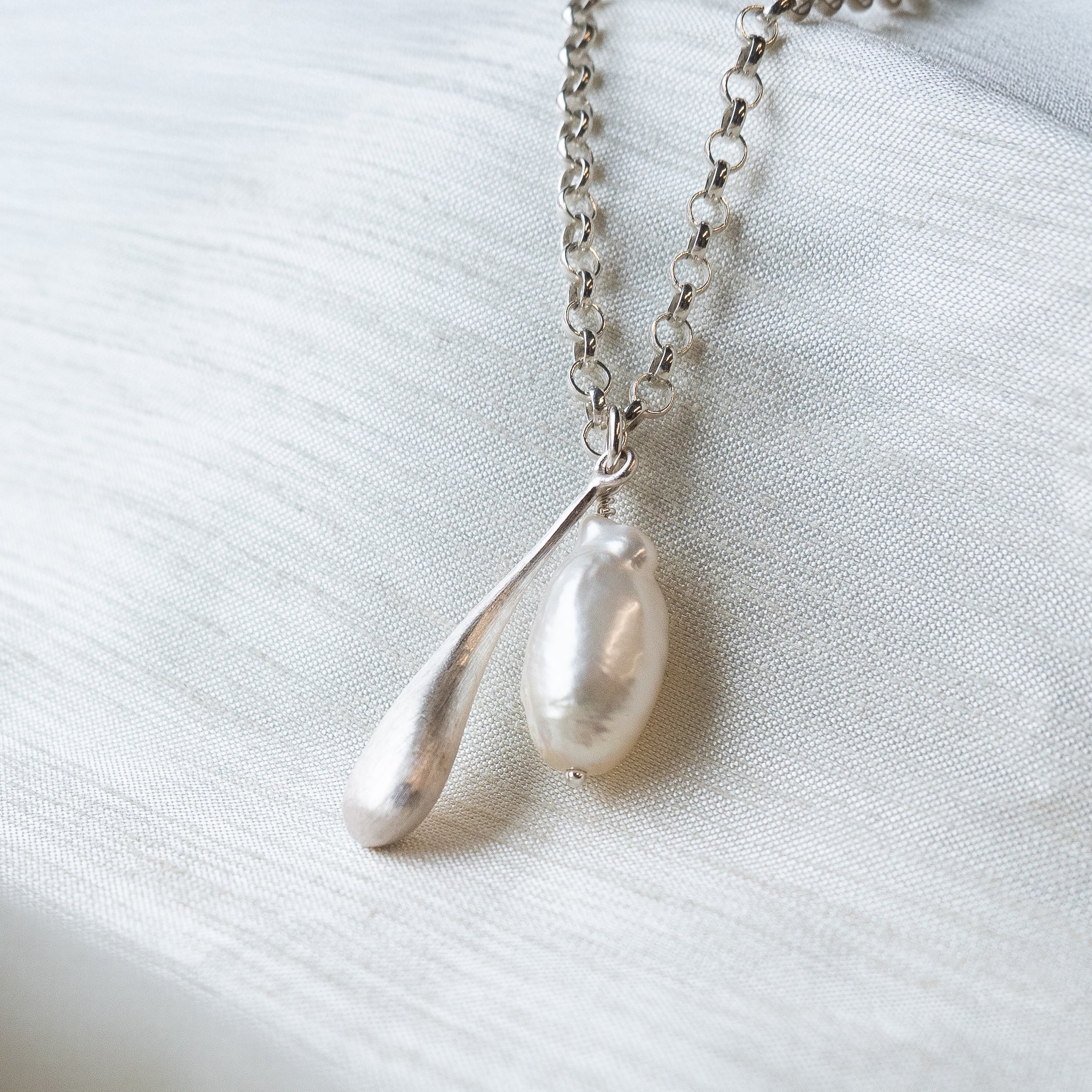 Brenda Wong, Avion Necklace