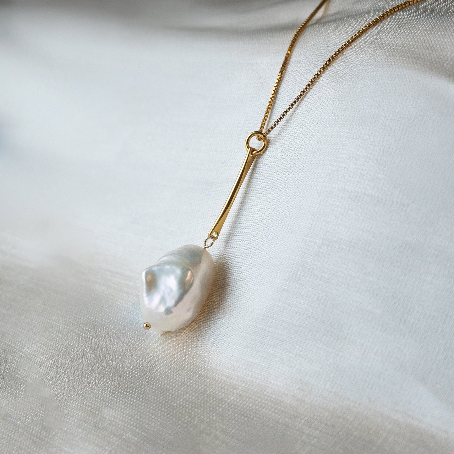 Brenda Wong, Lila Necklace