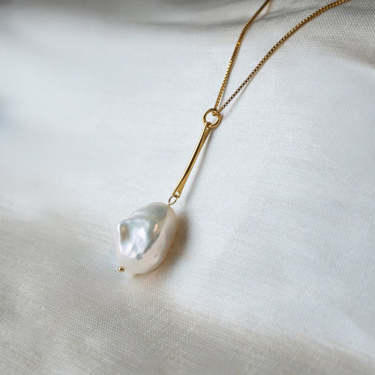 Brenda Wong, Lila Necklace