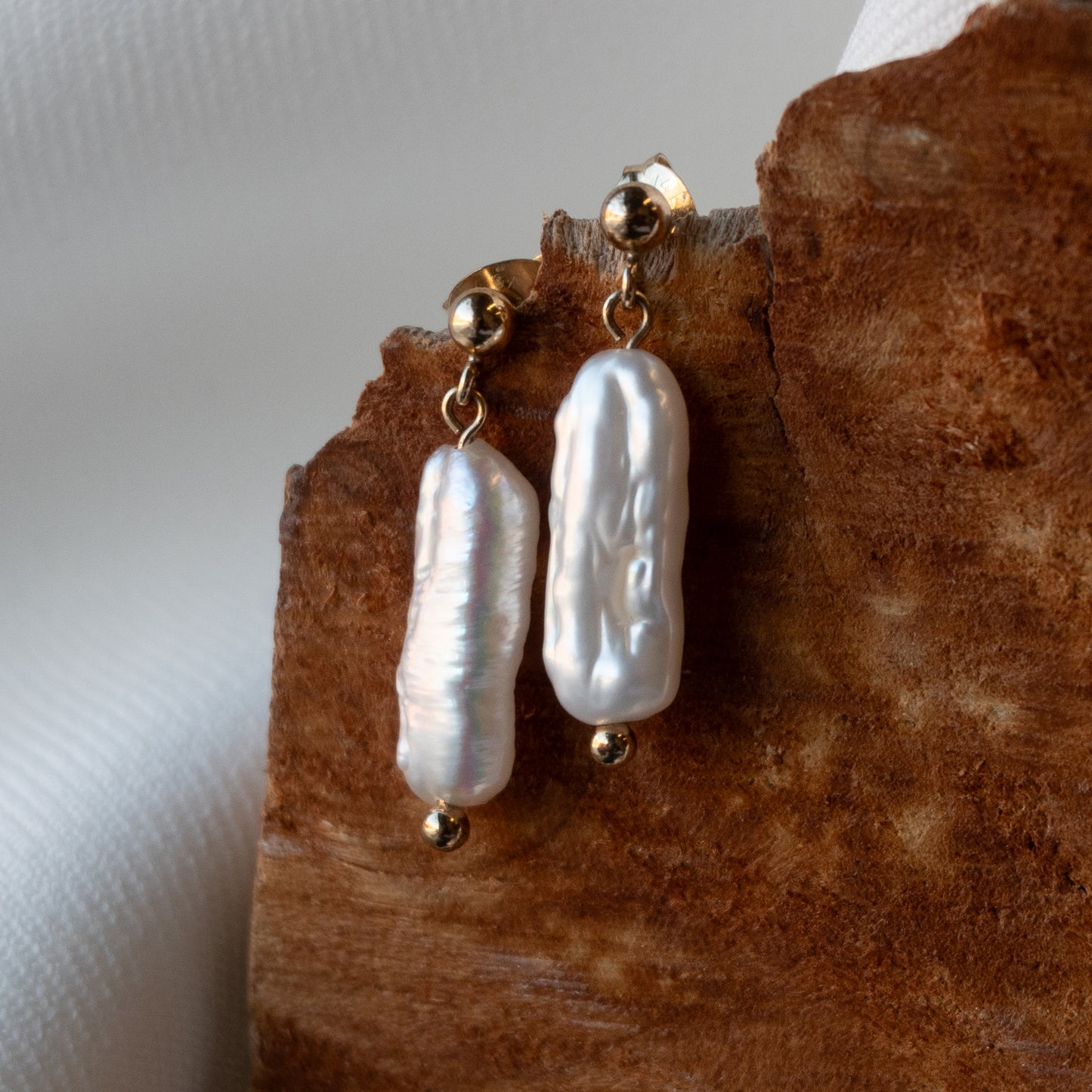 Brenda Wong, Stick Pearl Earrings