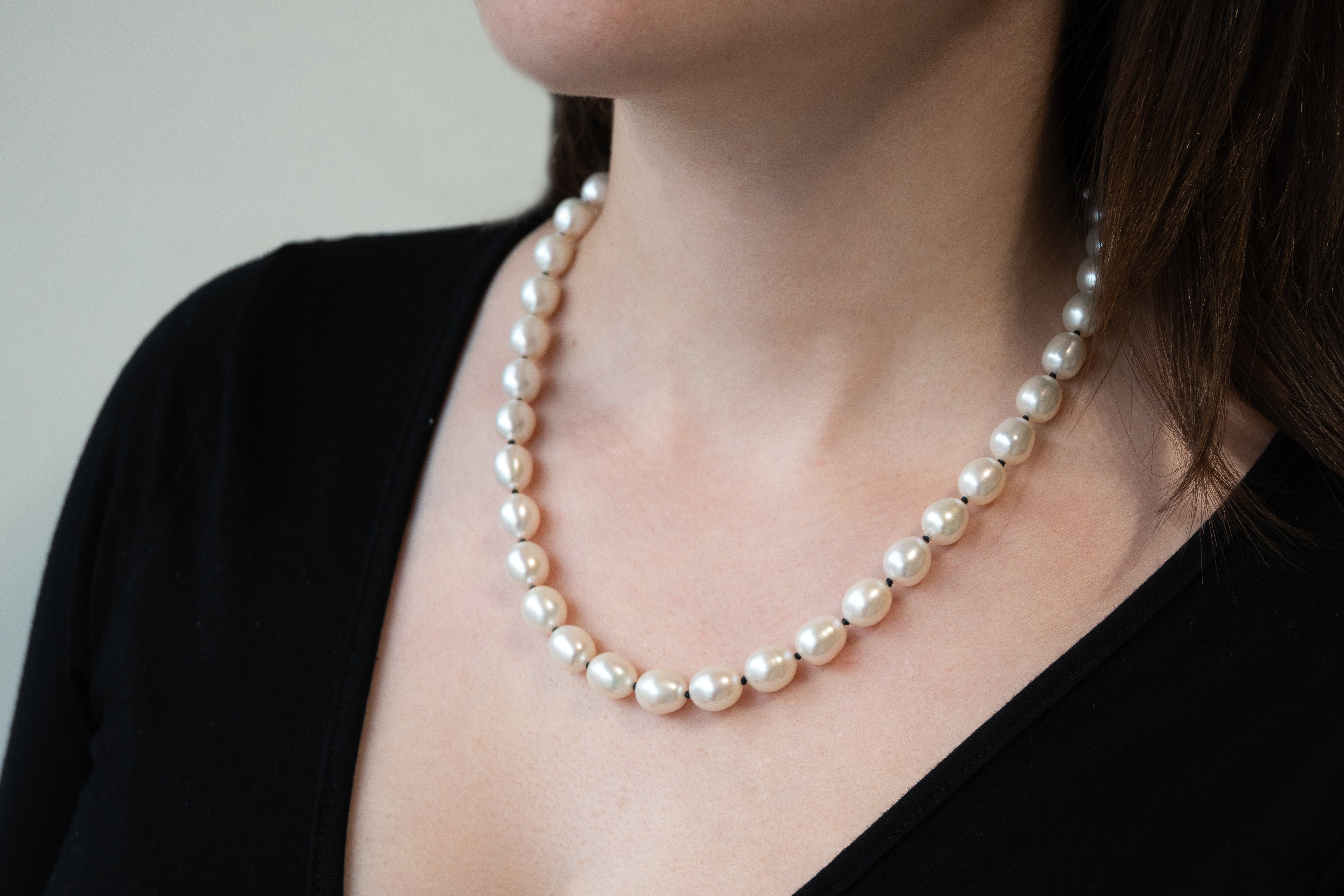 Andrea Mueller, Silk Knots Pearl Necklace