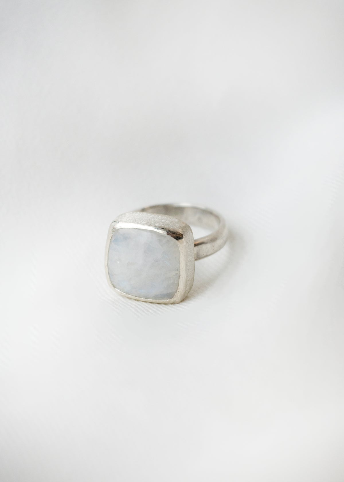 Galili Ellis, Silver Moonstone Ring-2