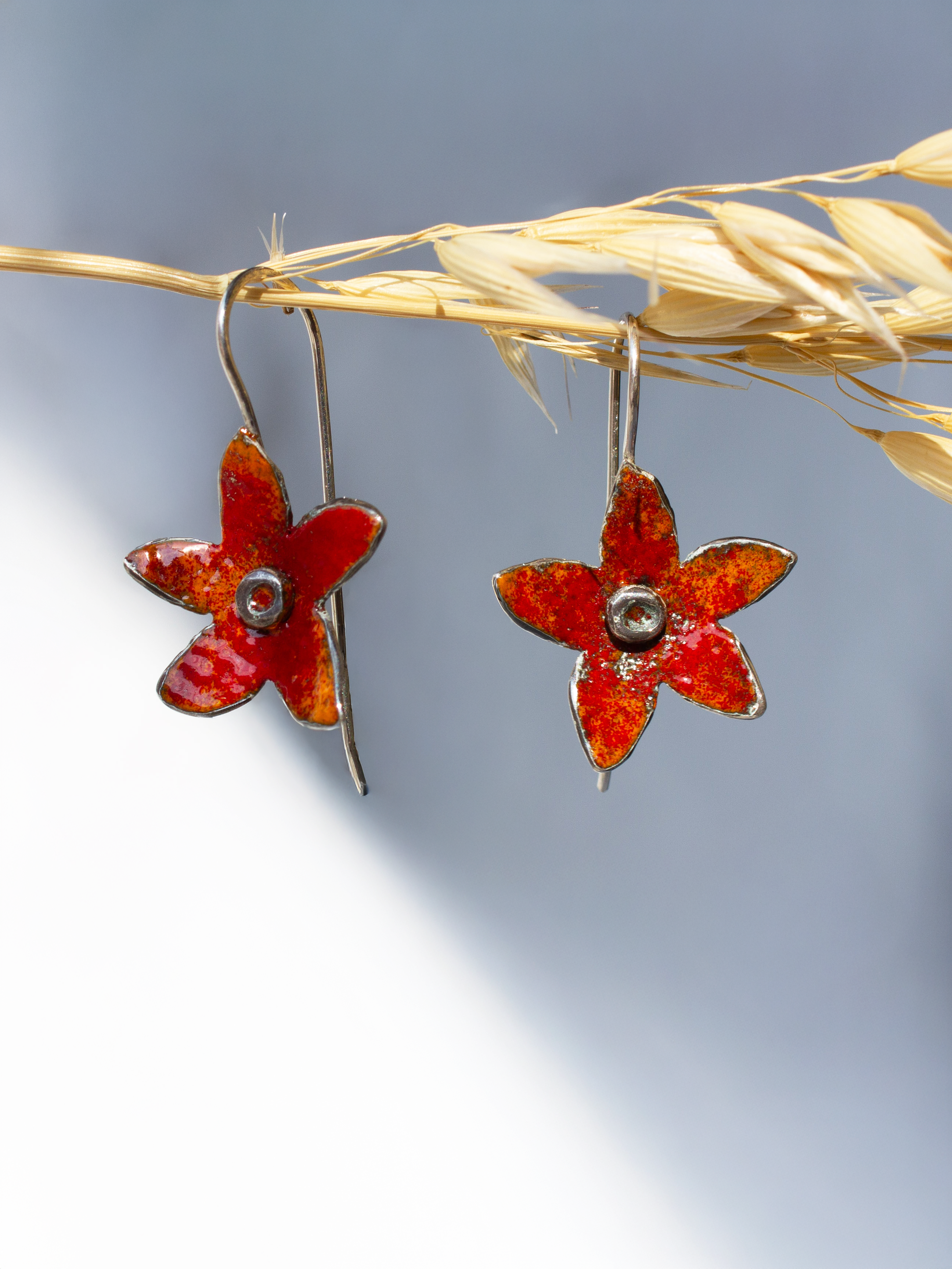 Galili Ellis, Enamel Lily Earrings-3