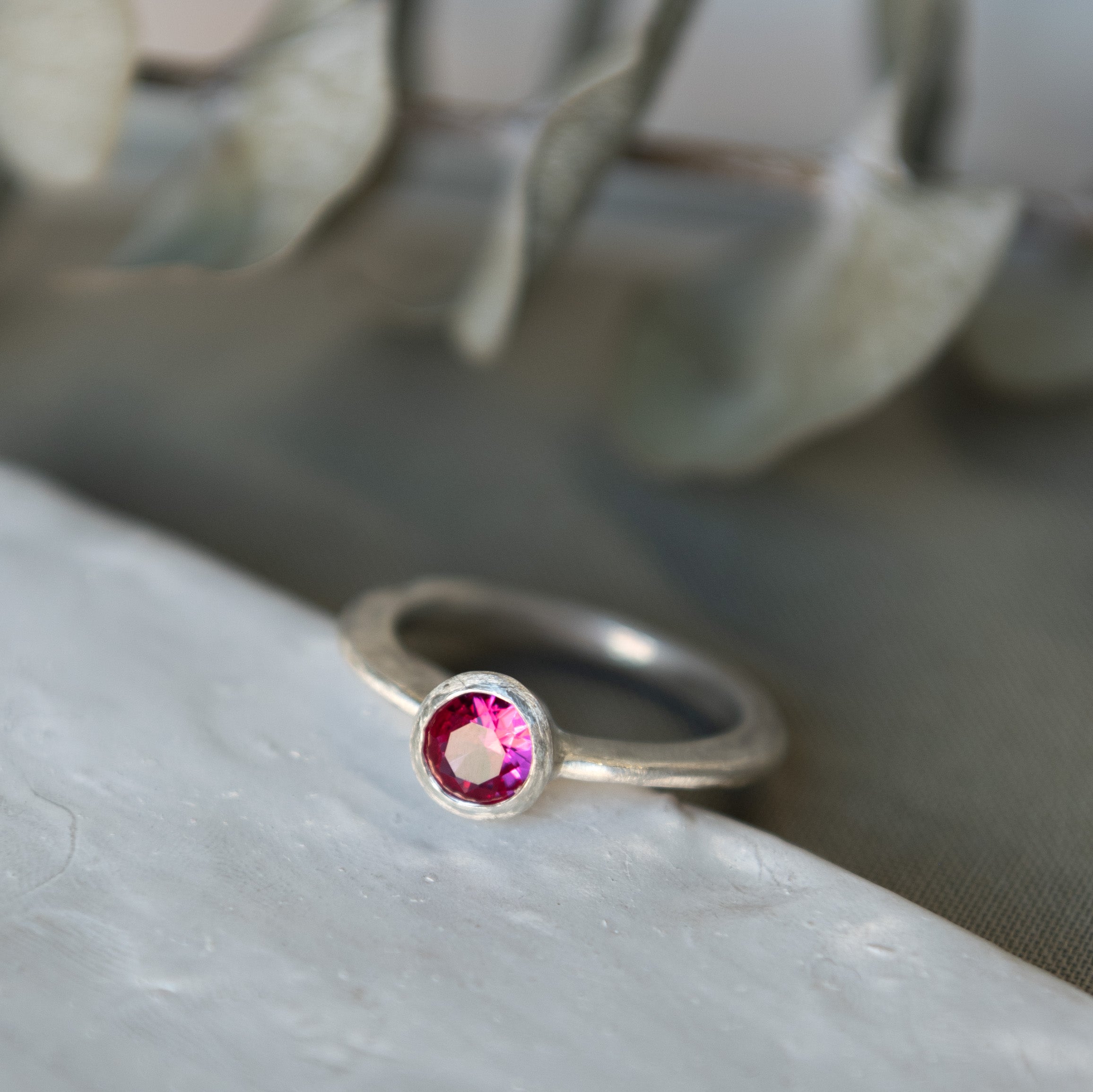 Galili Ellis, Ruby Ring-4