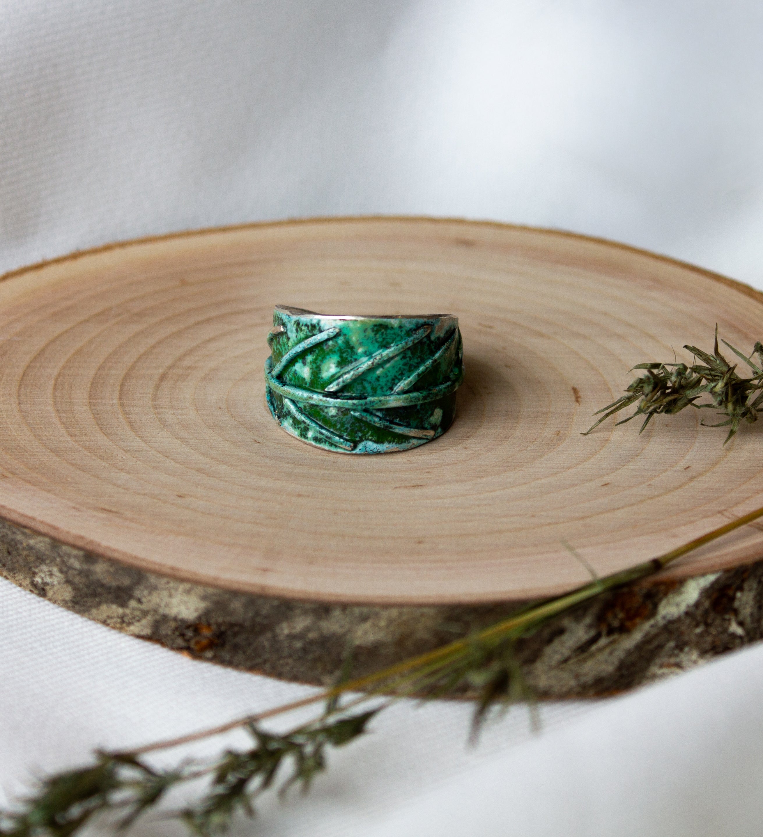 Galili Ellis, Silver and Green Leaf Ring-4