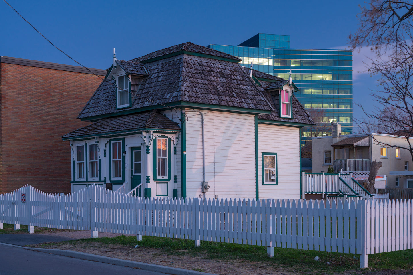 Błażej Marczak, The Gamman House