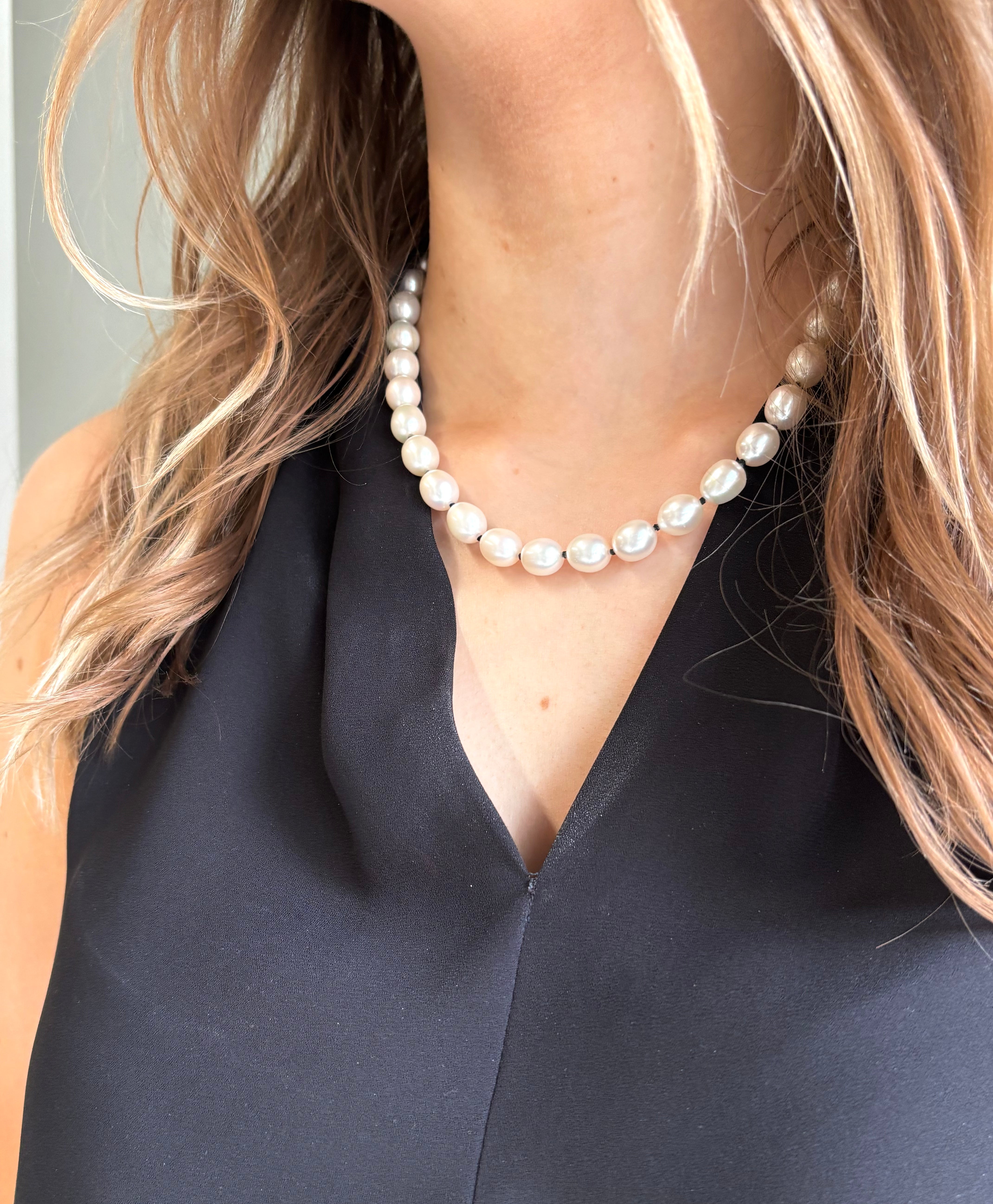 Andrea Mueller, Silk Knots Pearl Necklace