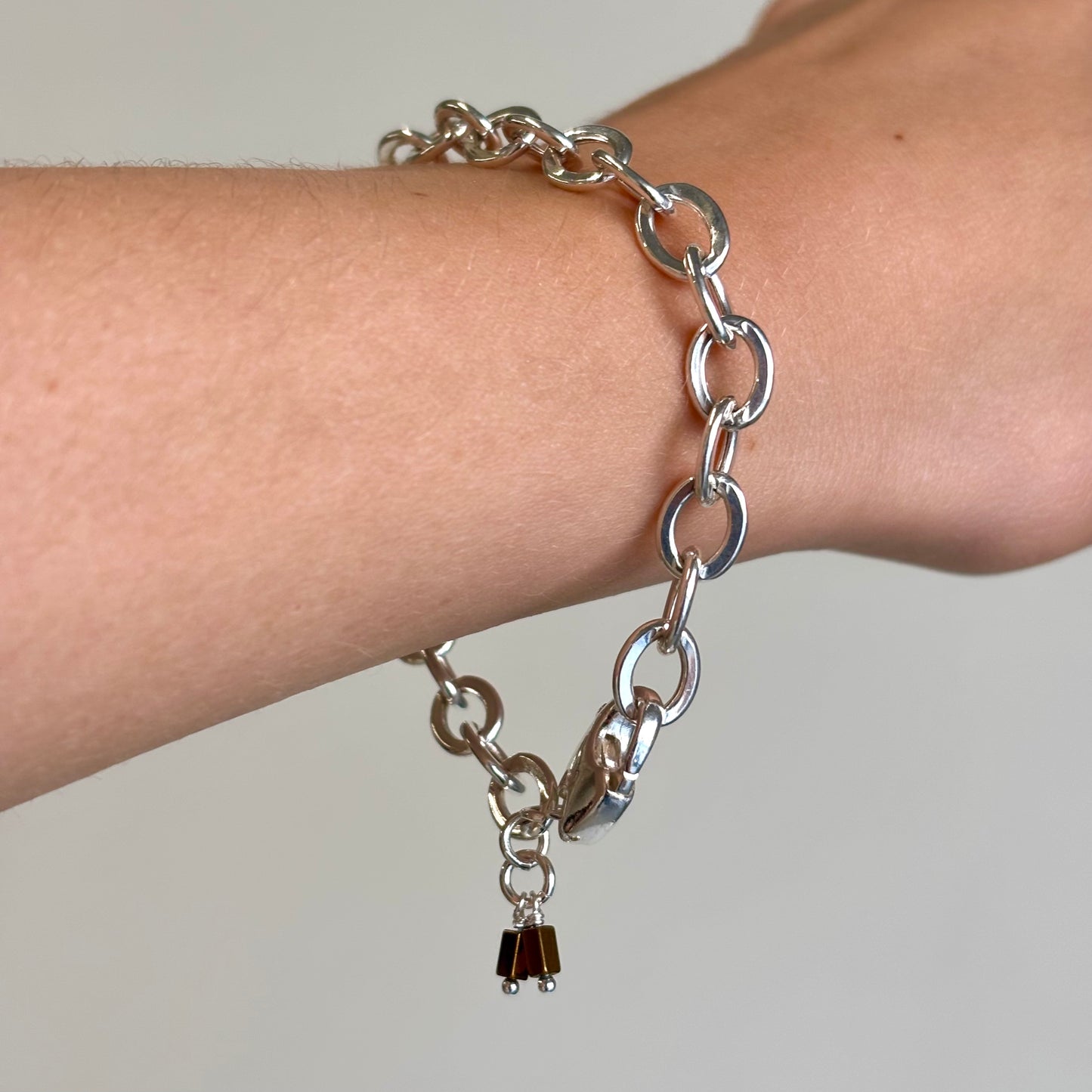 Brenda Wong, Delmonico Bracelet