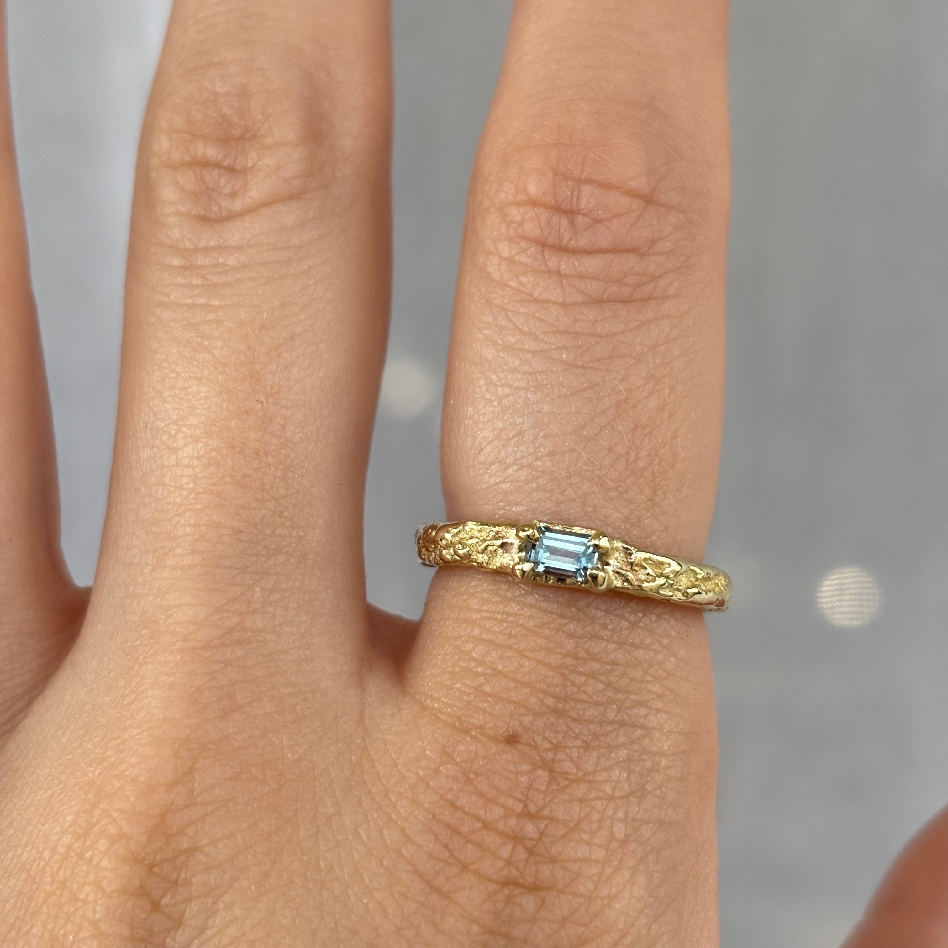 RYHN, Per Se Montana Sapphire Baguette Gold Ring
