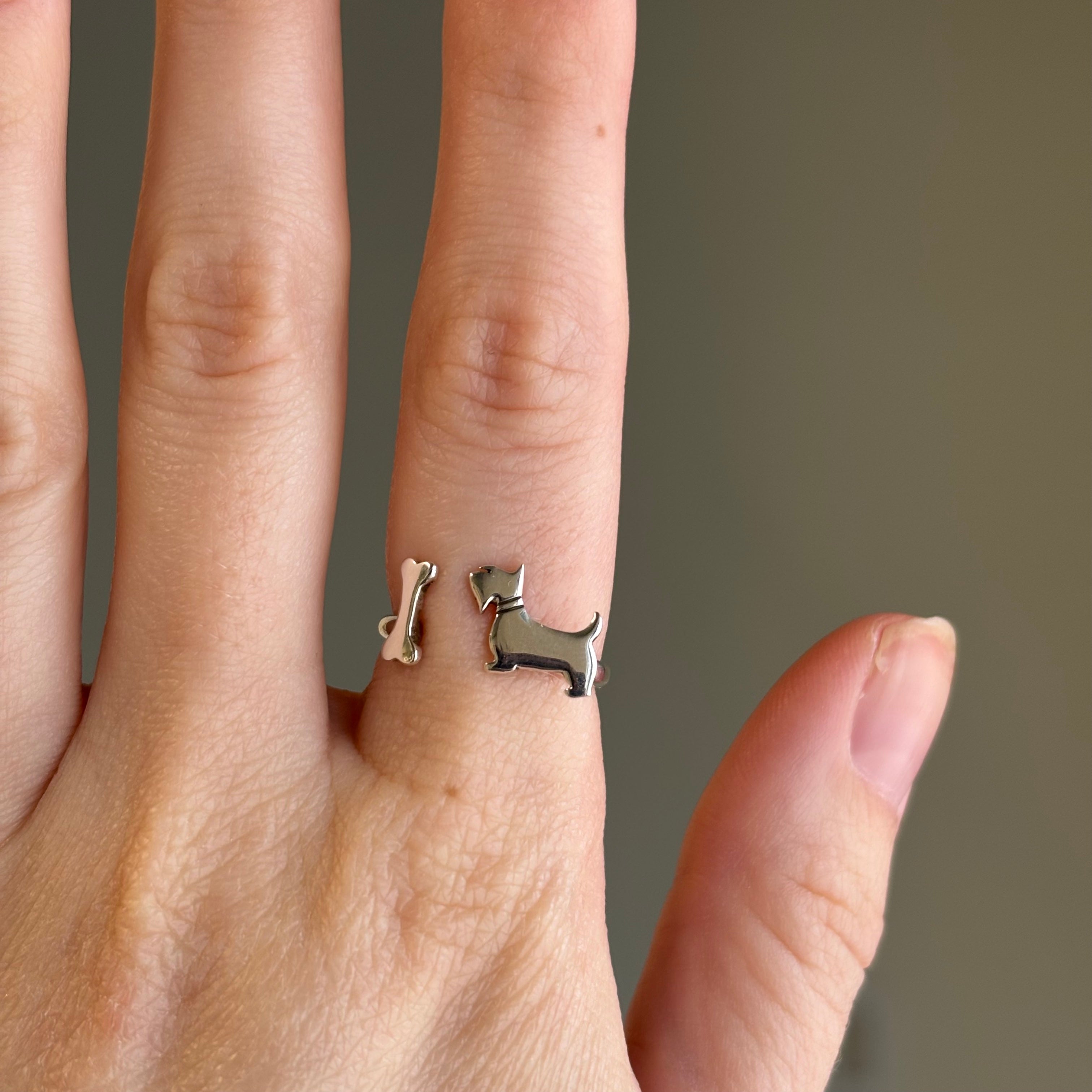 Alexandra Temple, Silver Dog Bone Ring