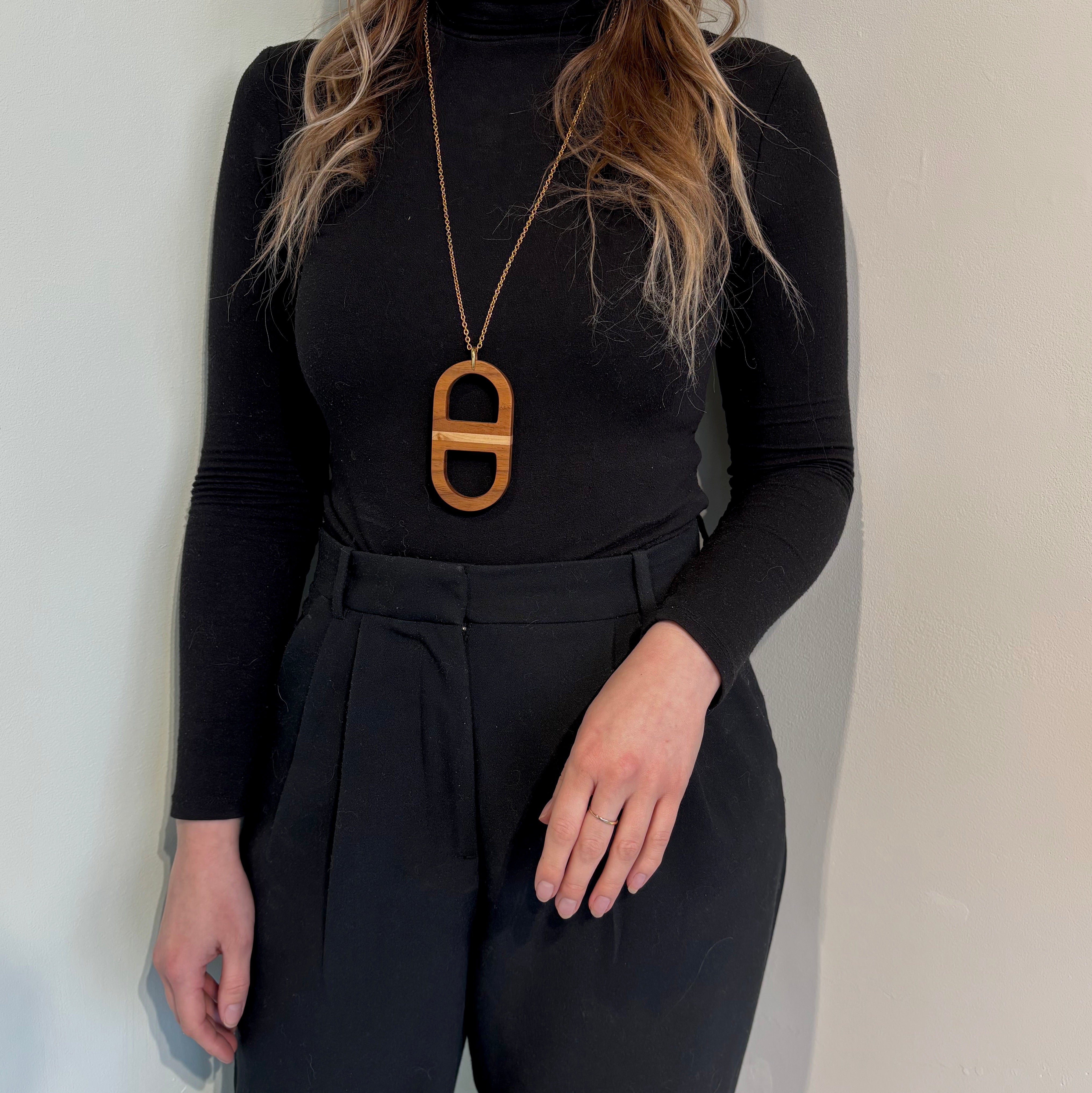 LOUVE, Equilibrium Necklace