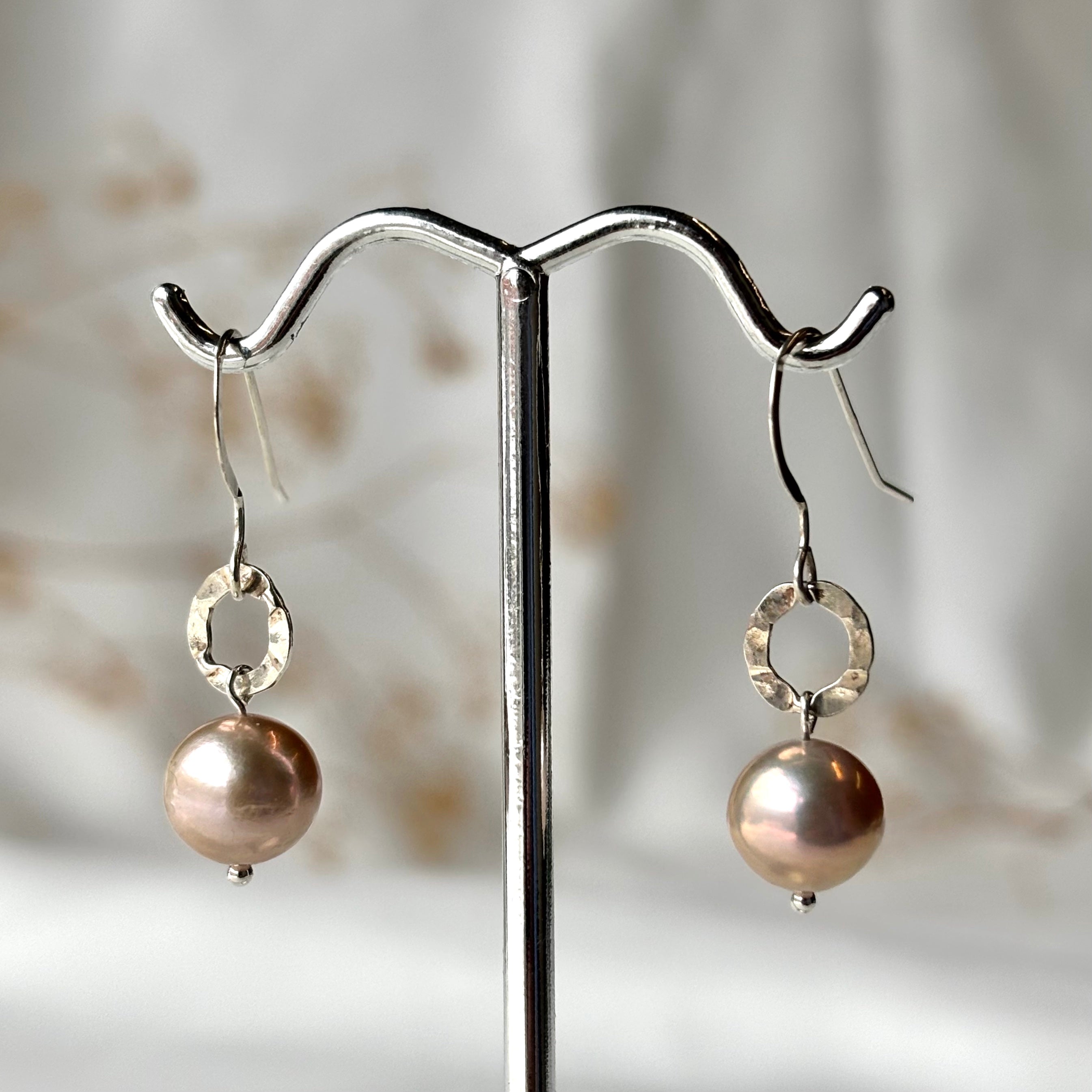 Brenda Wong, Hammered Circle Pearl Earrings-1