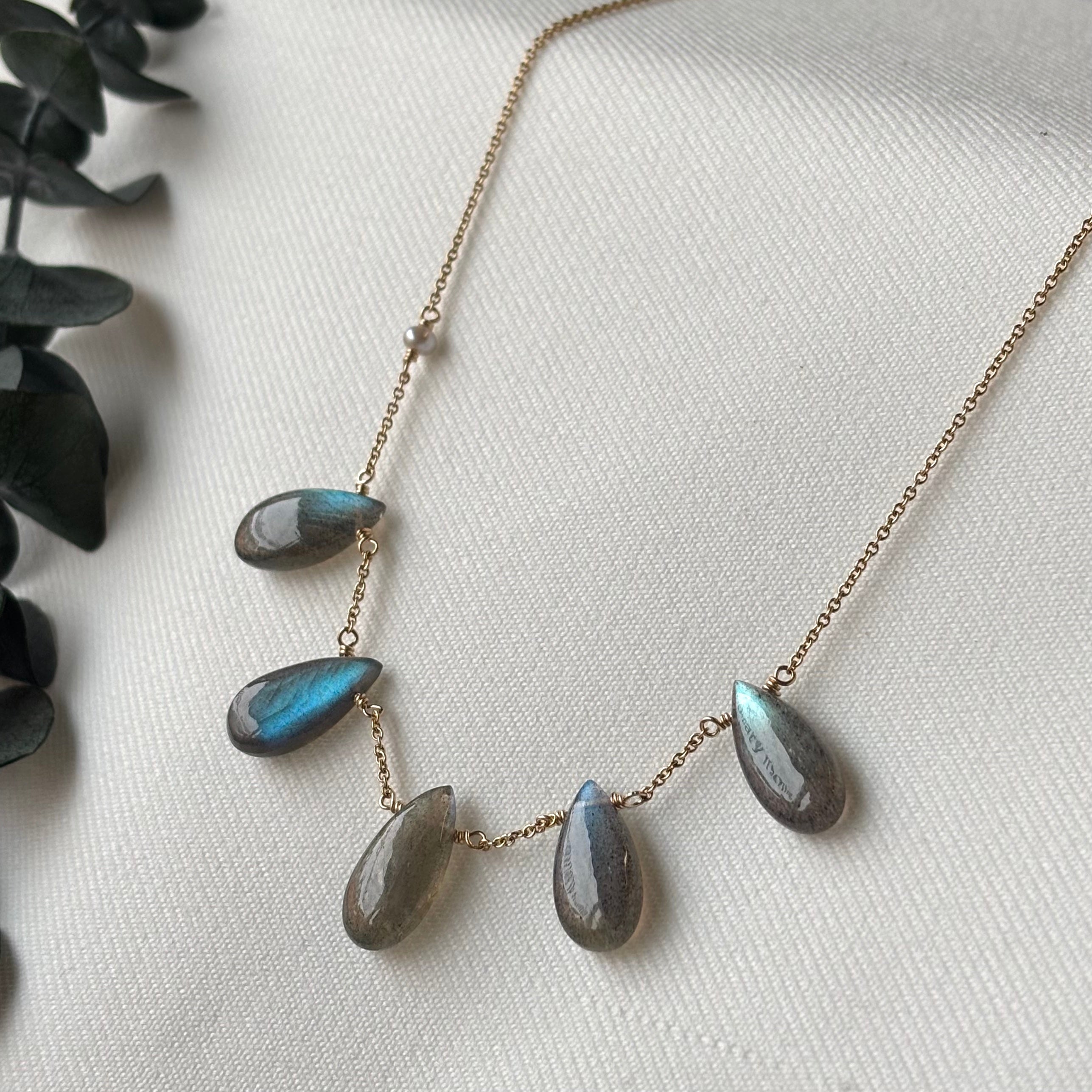 Kathryn Rebecca, Stones Alone Necklace