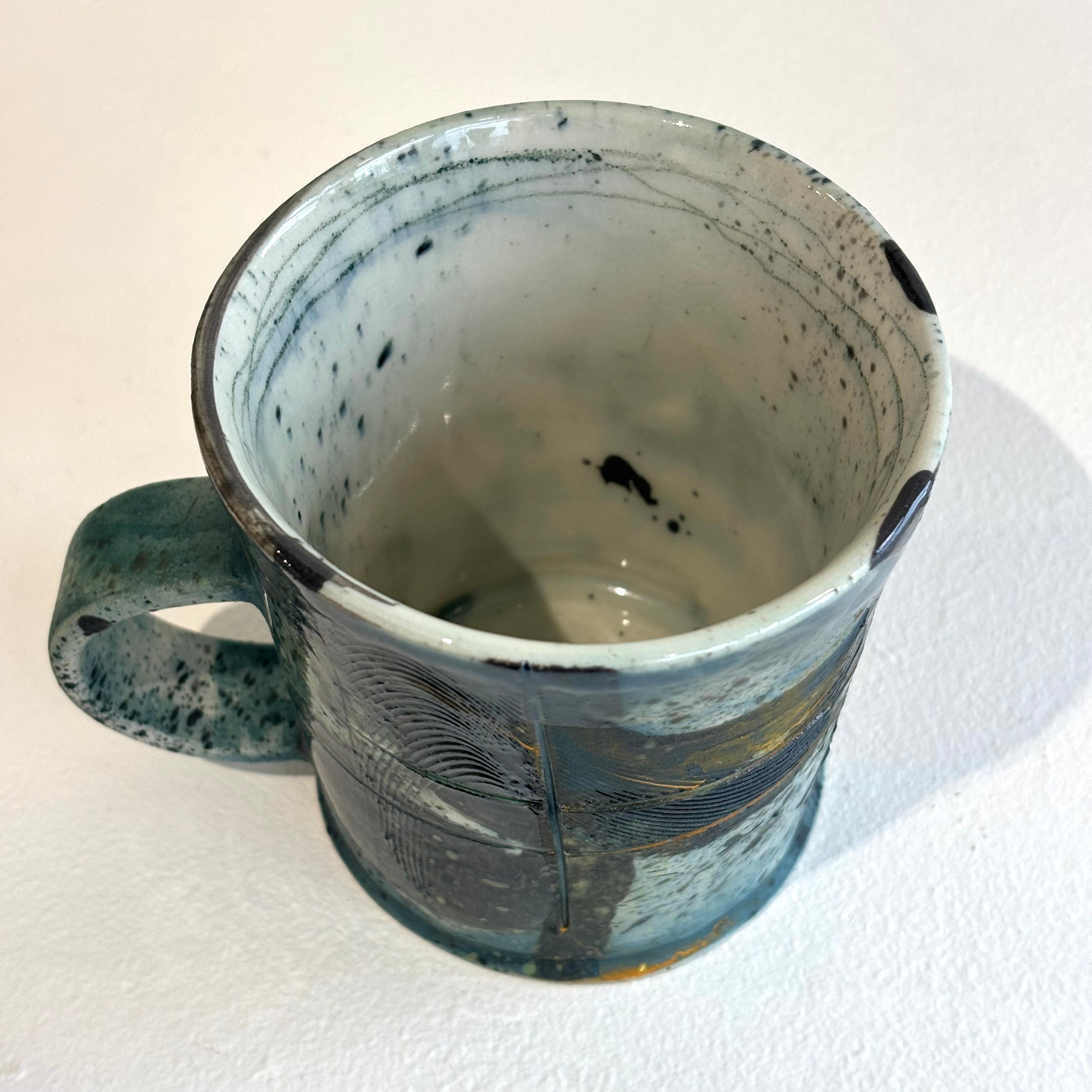 Dauma Stirbyte, Mug-3