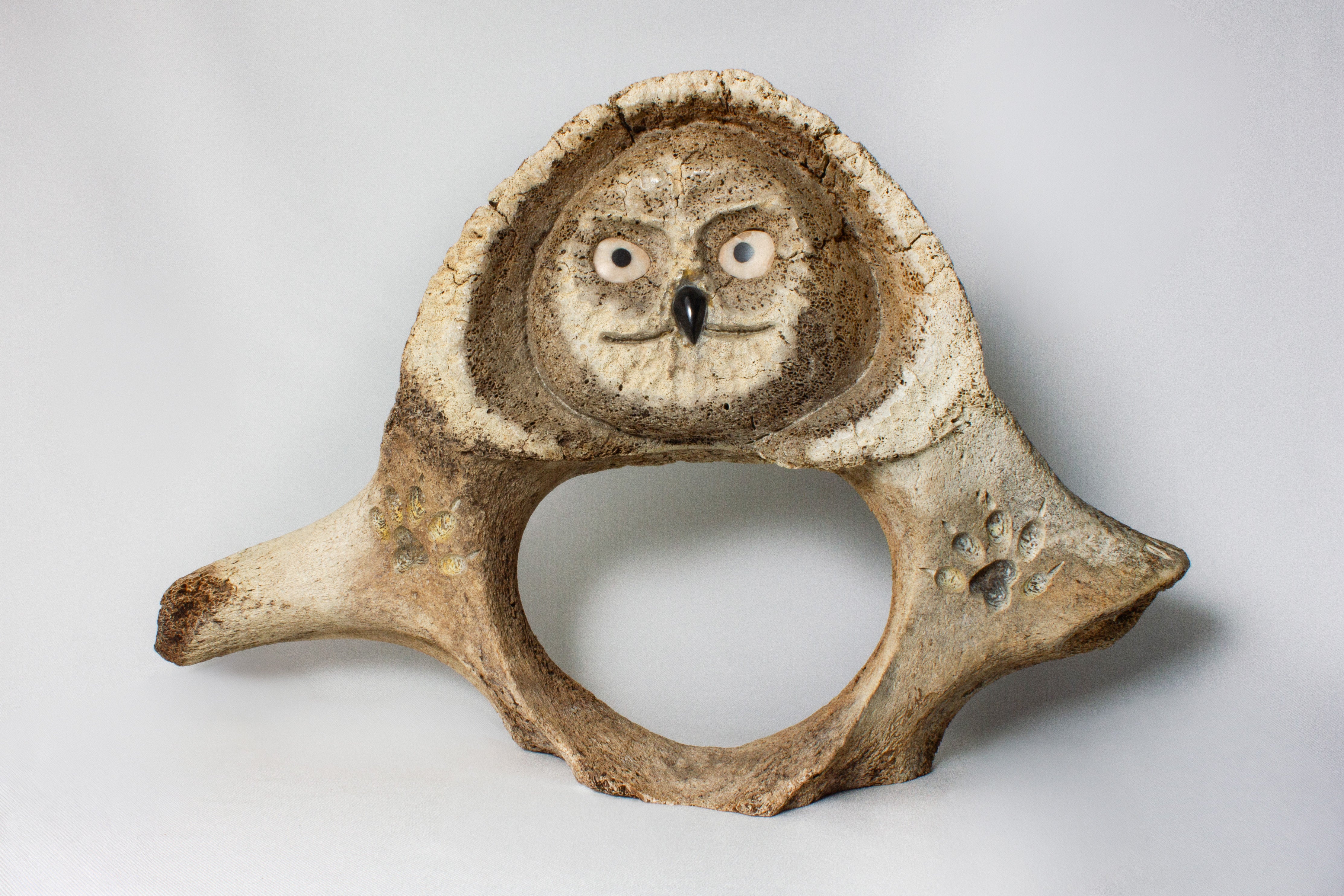 Janus Faced Vertebrae, Manasie Akpaliapik (Inuit, Arctic Bay)