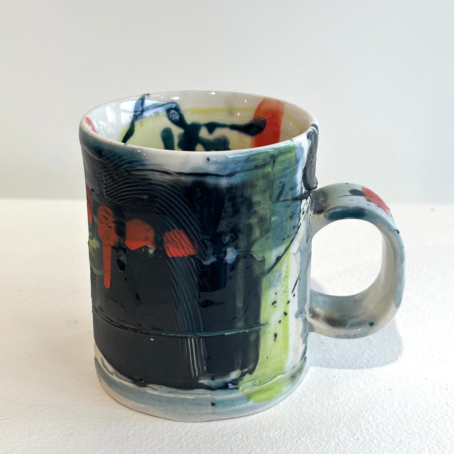 Dauma Stirbyte, Mug