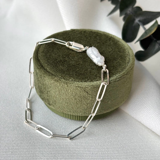Brenda Wong, Merritt Bracelet