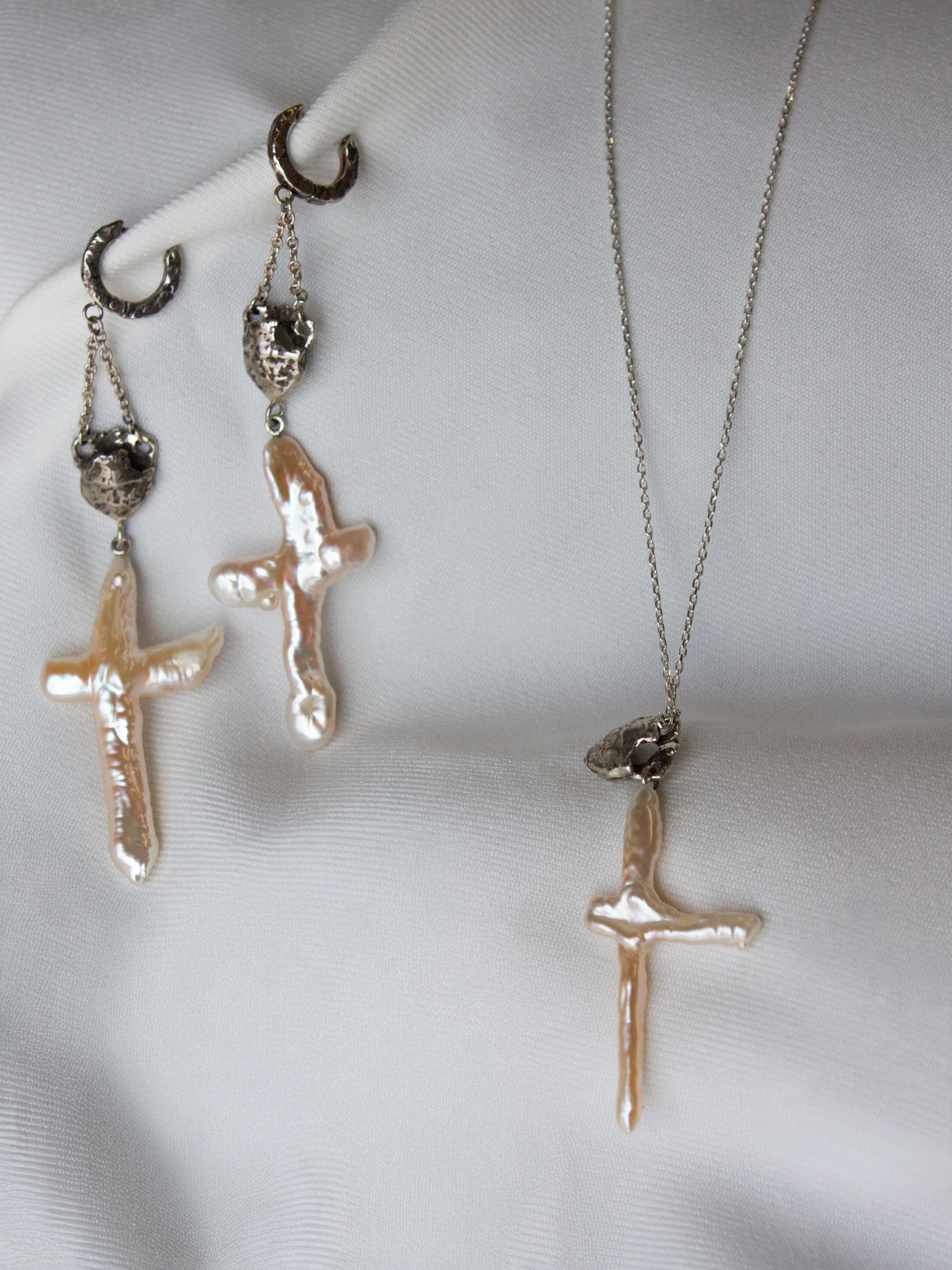 RYHN, Cross Sorrow Necklace-3