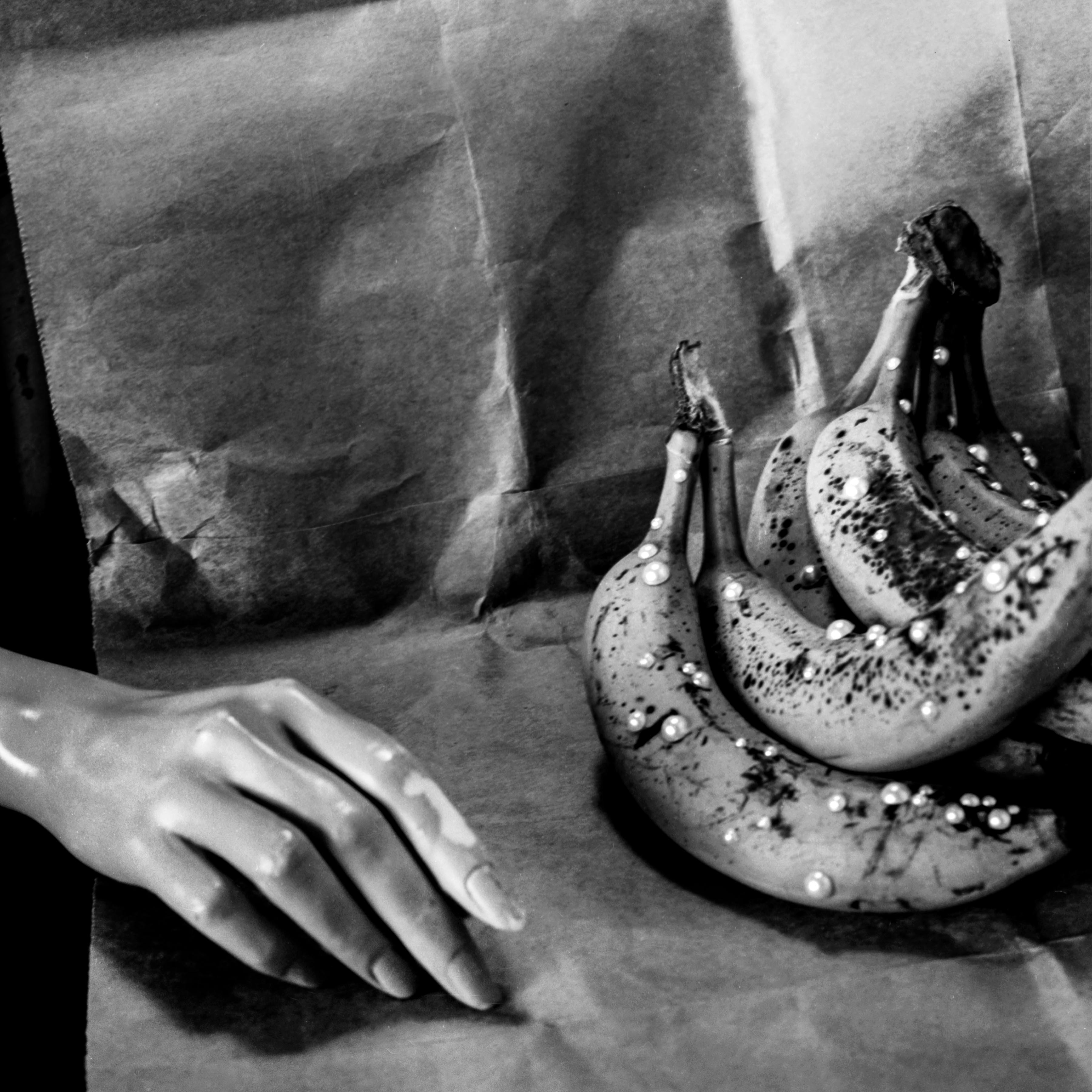 Yu-Sheng Chiu, Still Life with Bananas