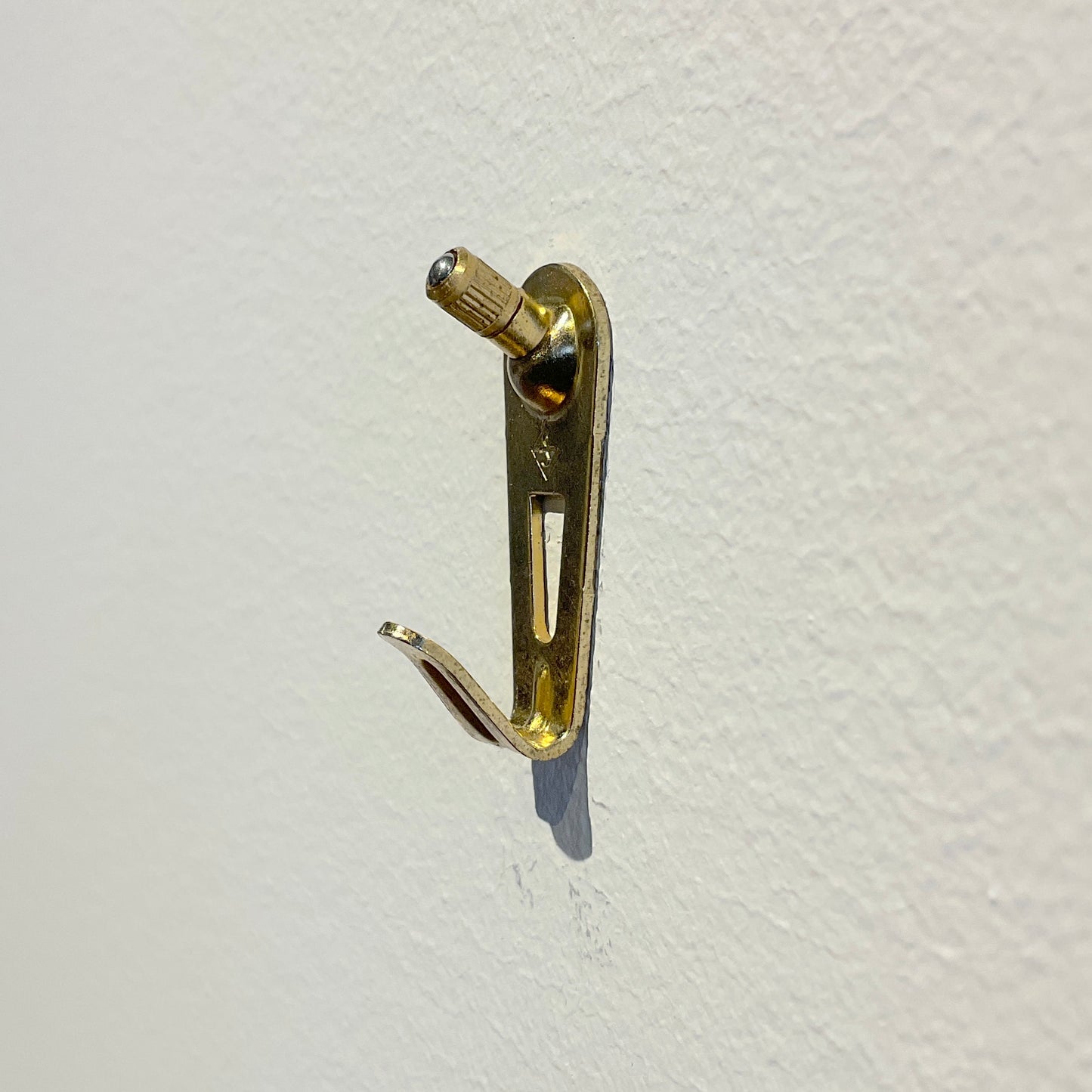 Picture Hanging Hooks